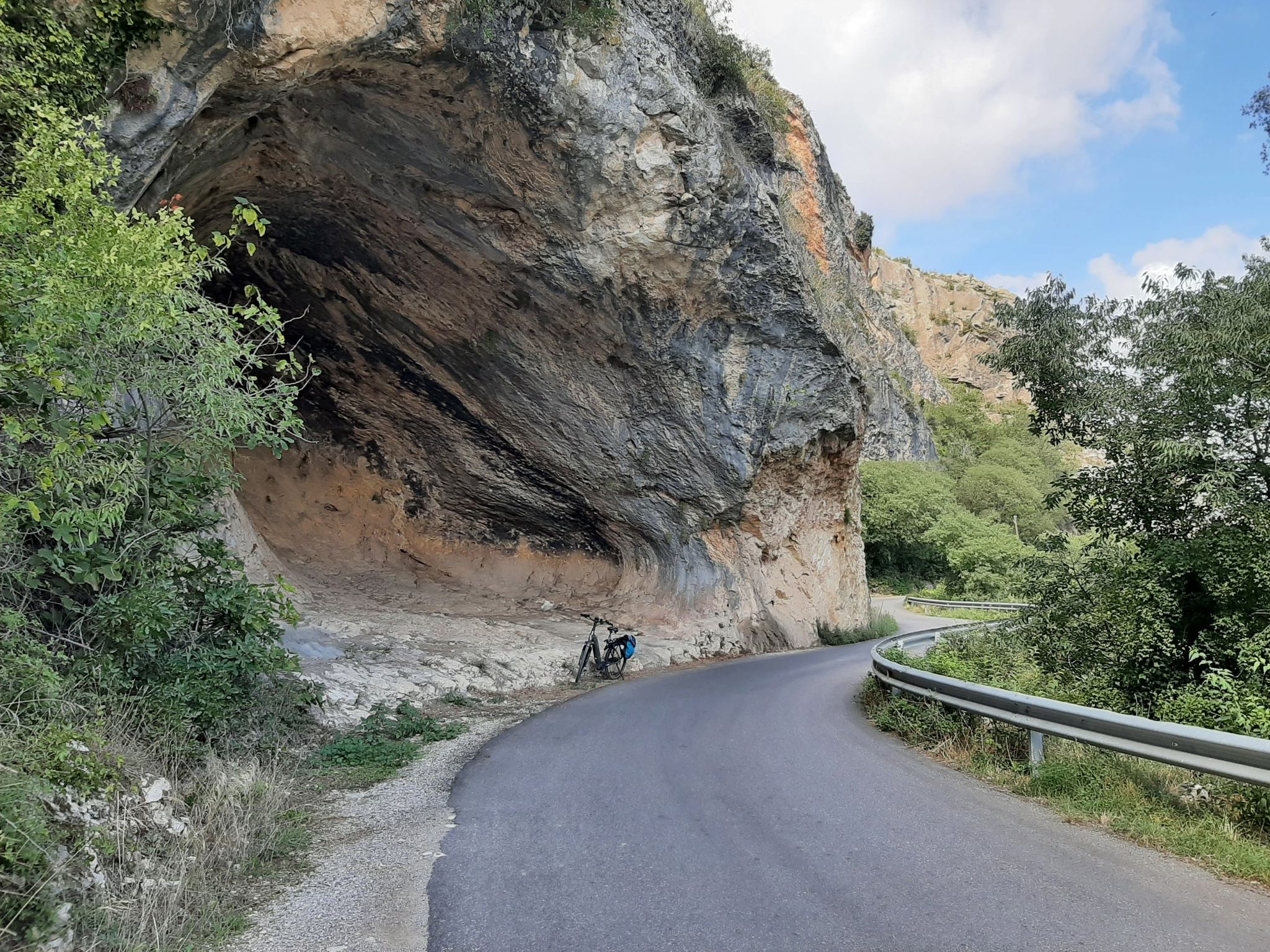 una grota impresionante