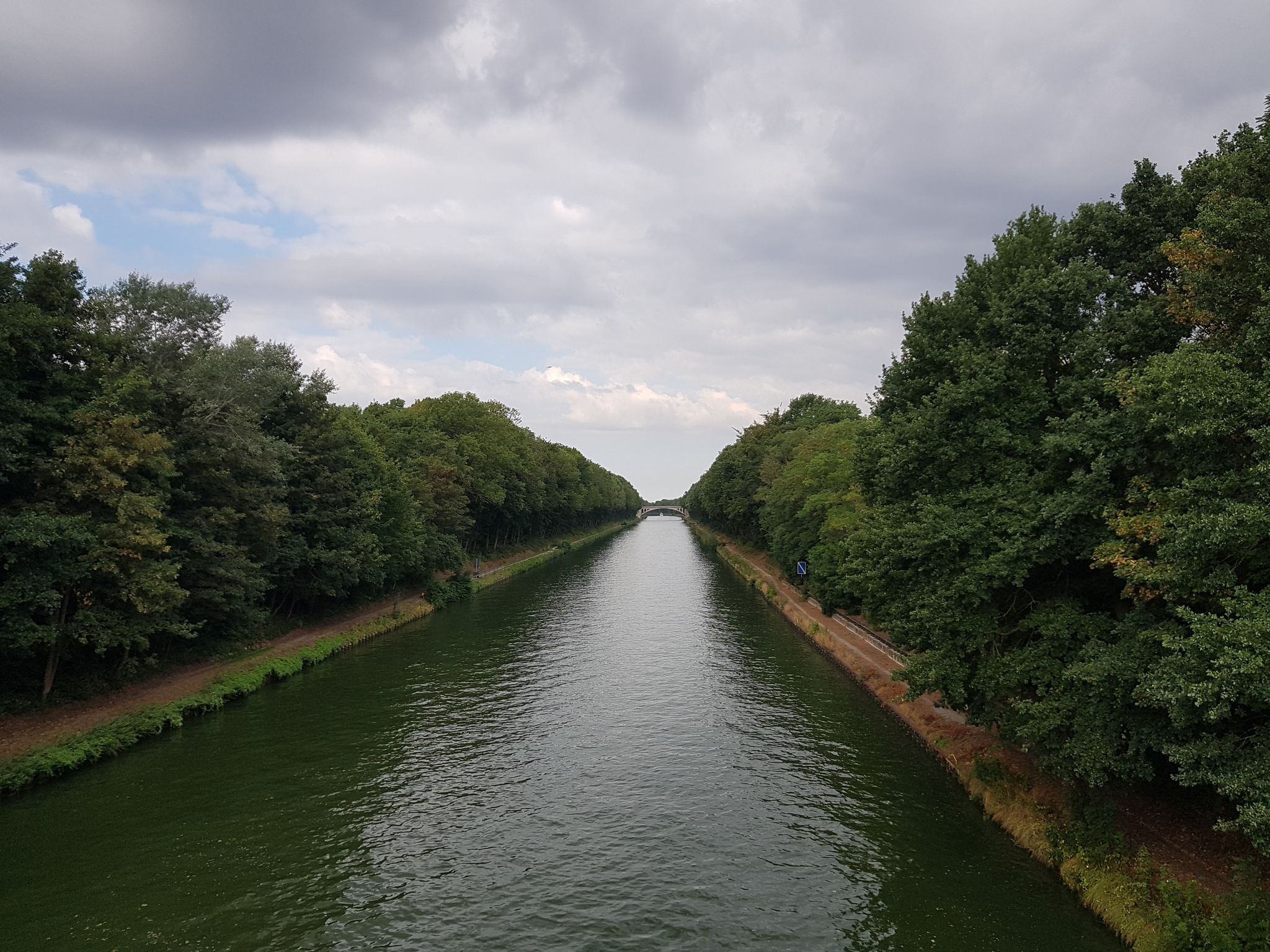 Mittellandkanal mit Blick nach Woltorf