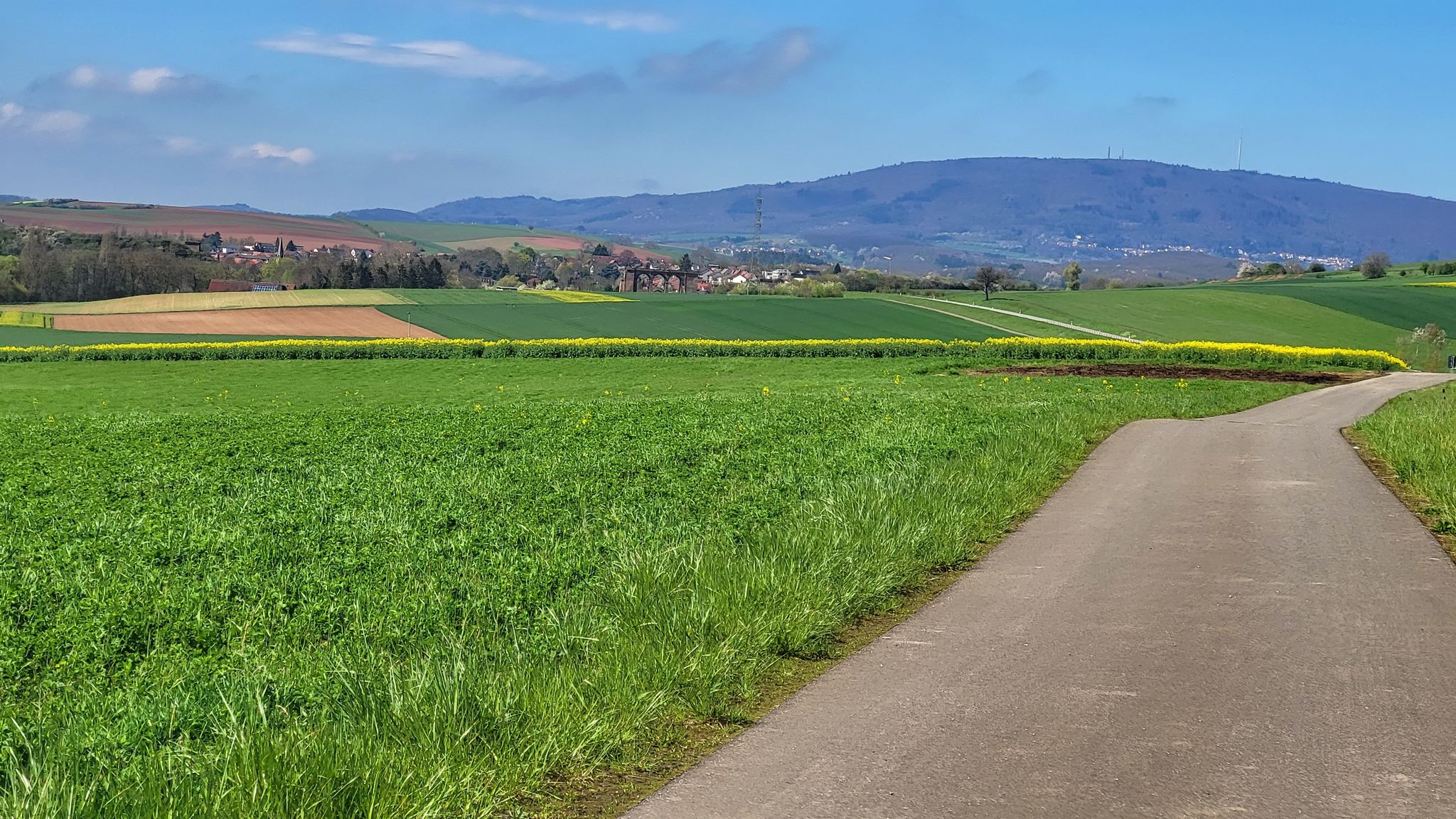 Radweg zum Viadukt