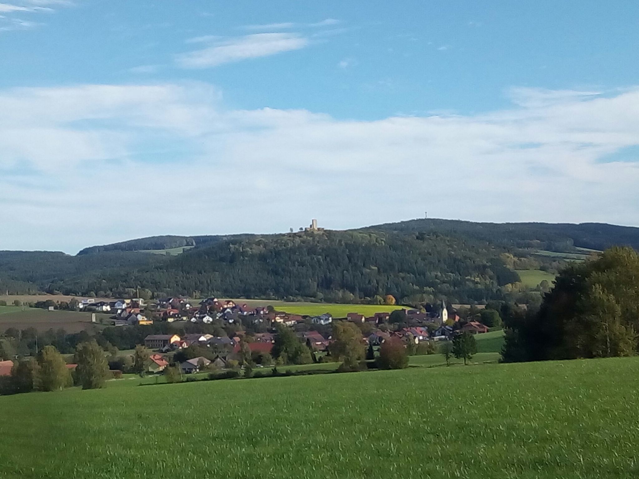 Nidermurach mit Burg Obermurach