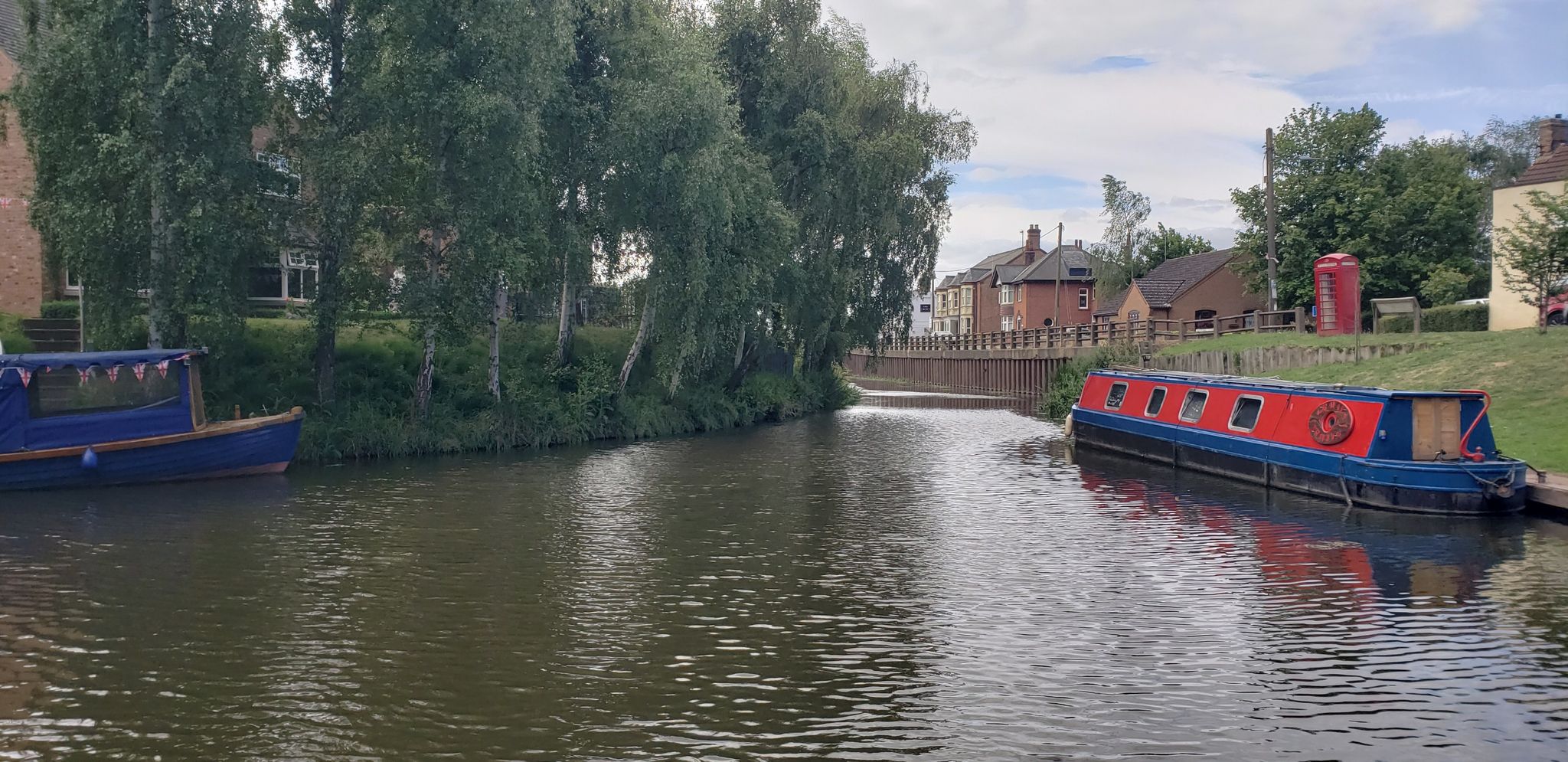 Outwell Boats