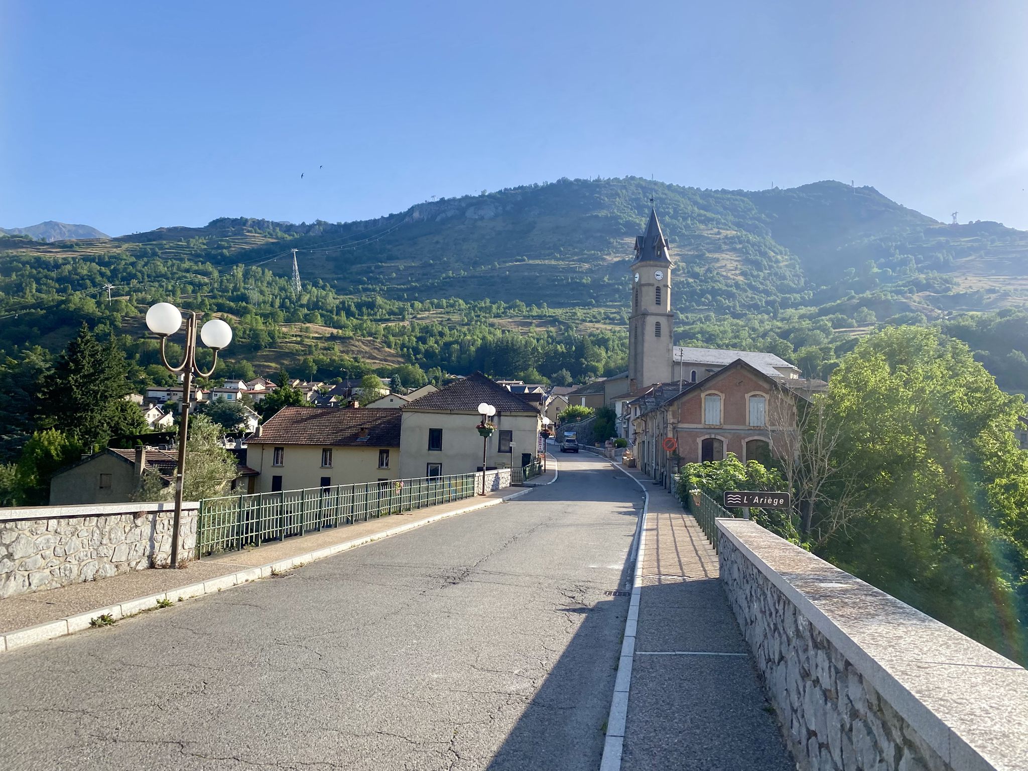 Brücke über die L'Ariège nach Luzinac
