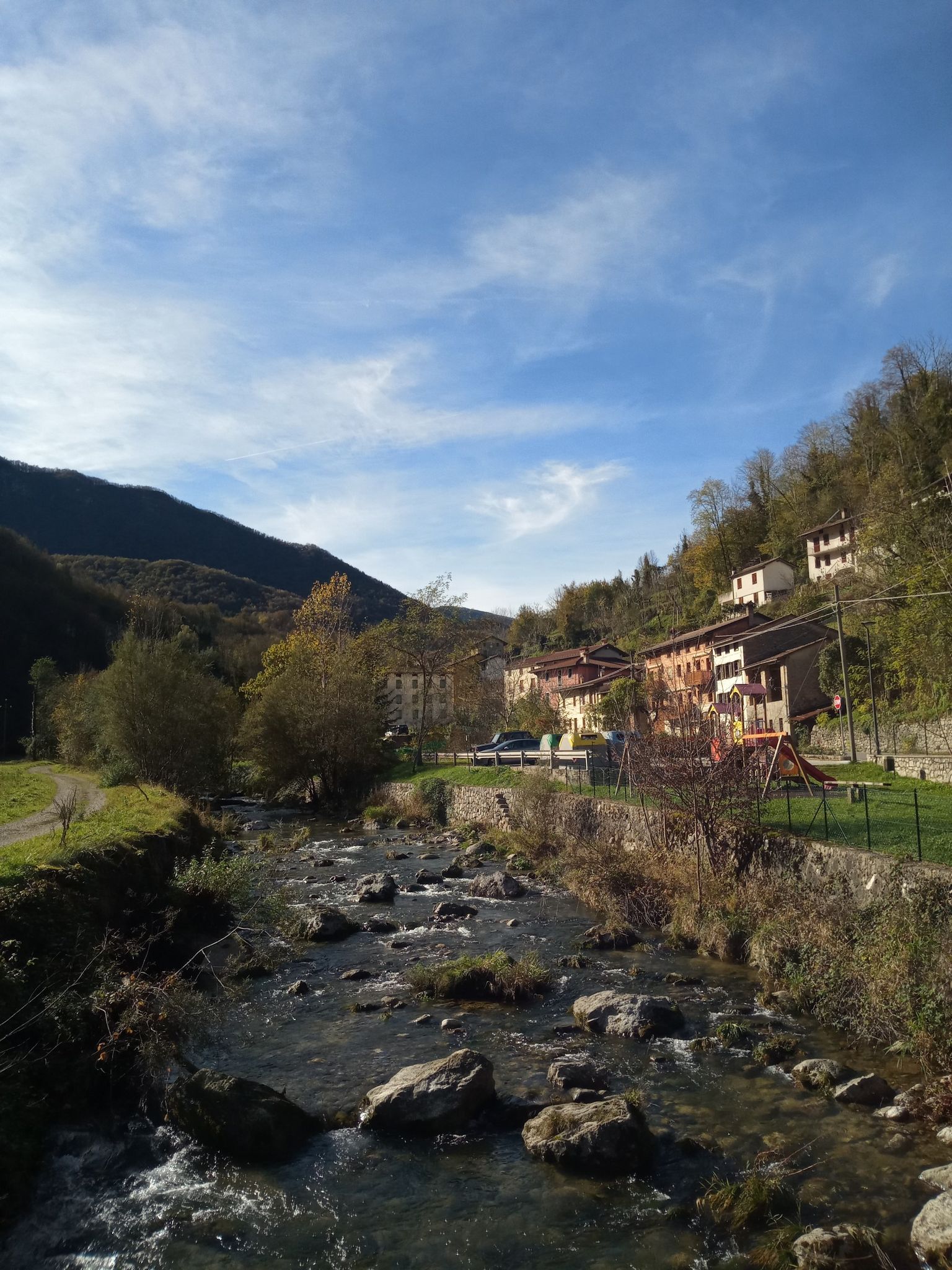 From Fusine di Posina to Passo di Campedello (Routes 488 and 480 ...