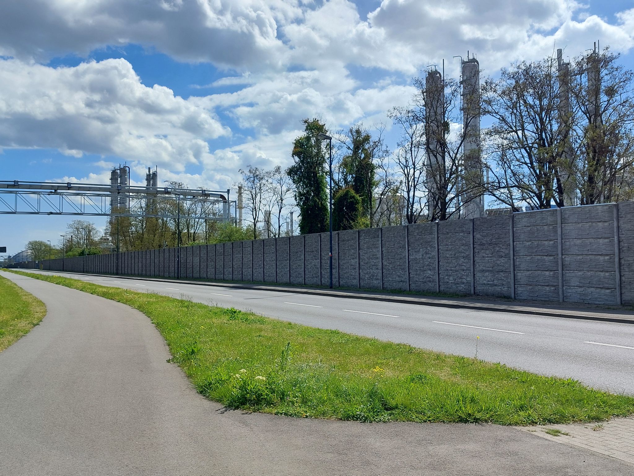 Weg neben SKW-Stickstoffwerke Piesteritz