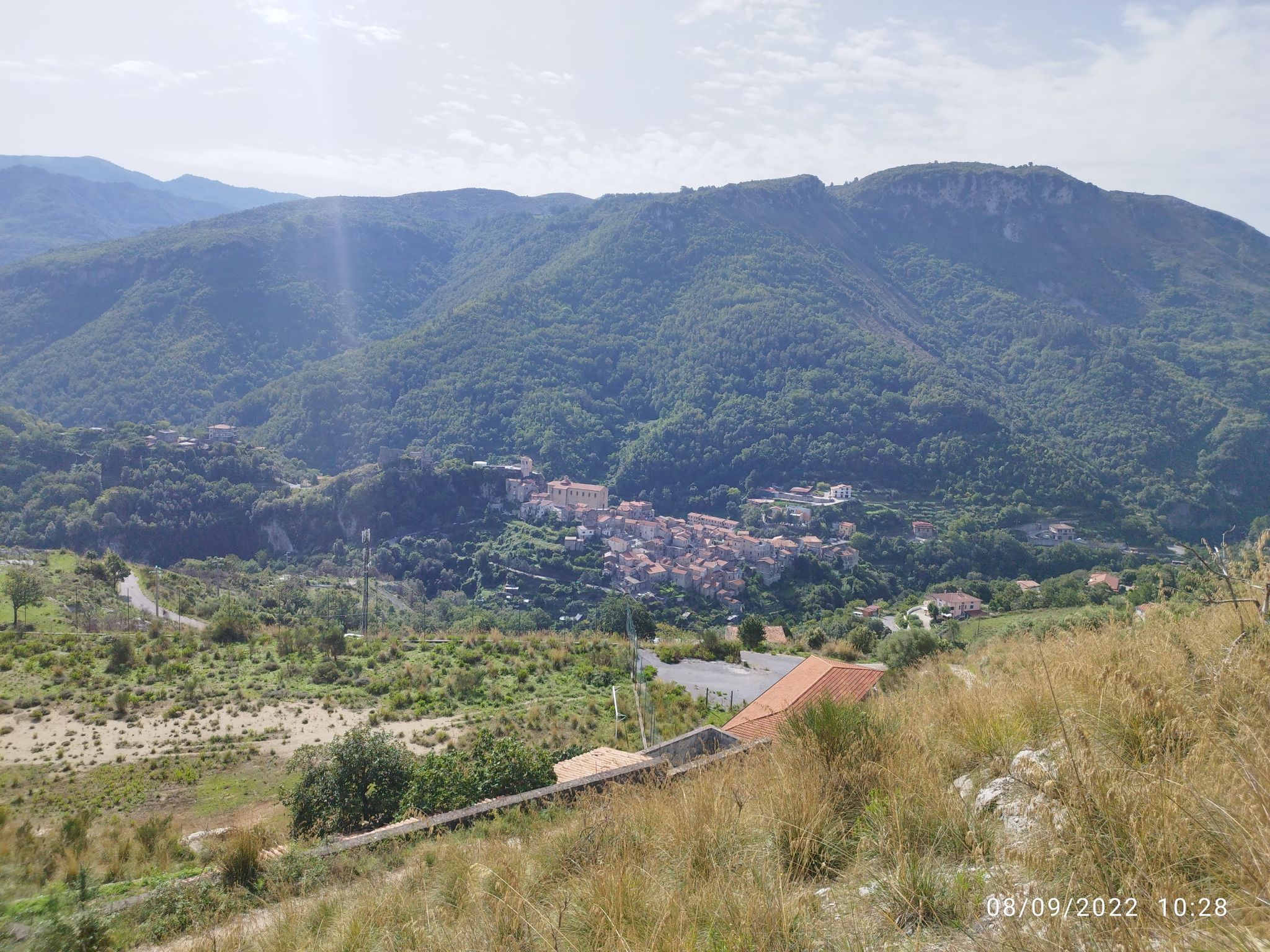 Salendo verso il monte Giagola Papasidero