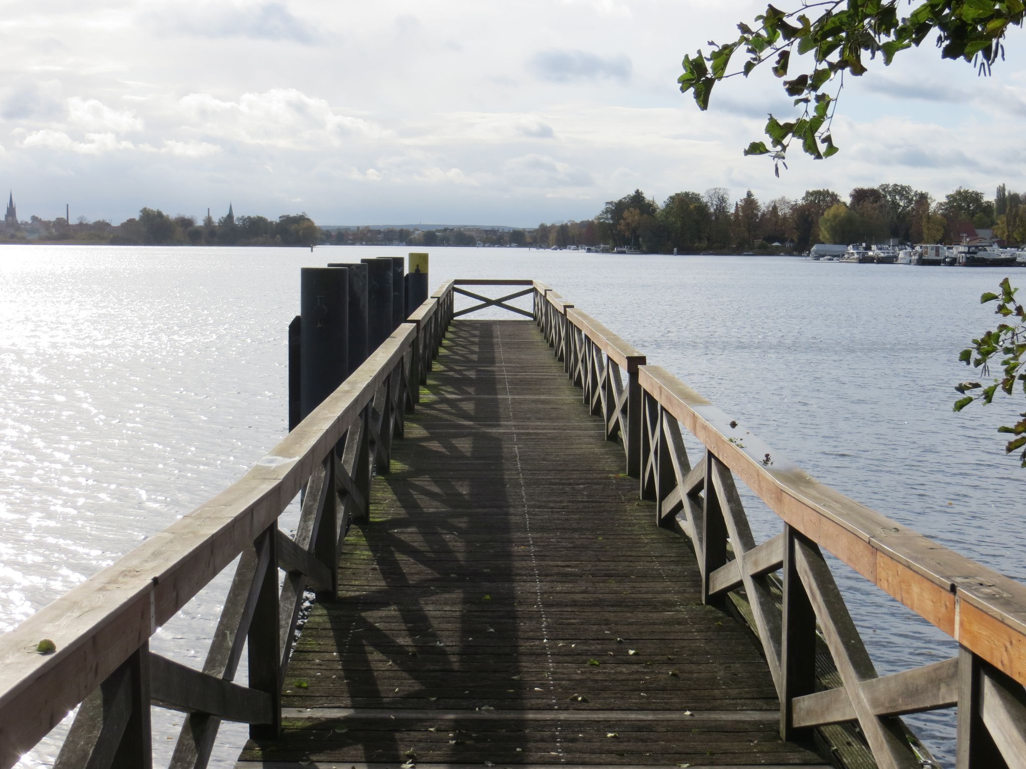 Blick auf Werder (die Insel)