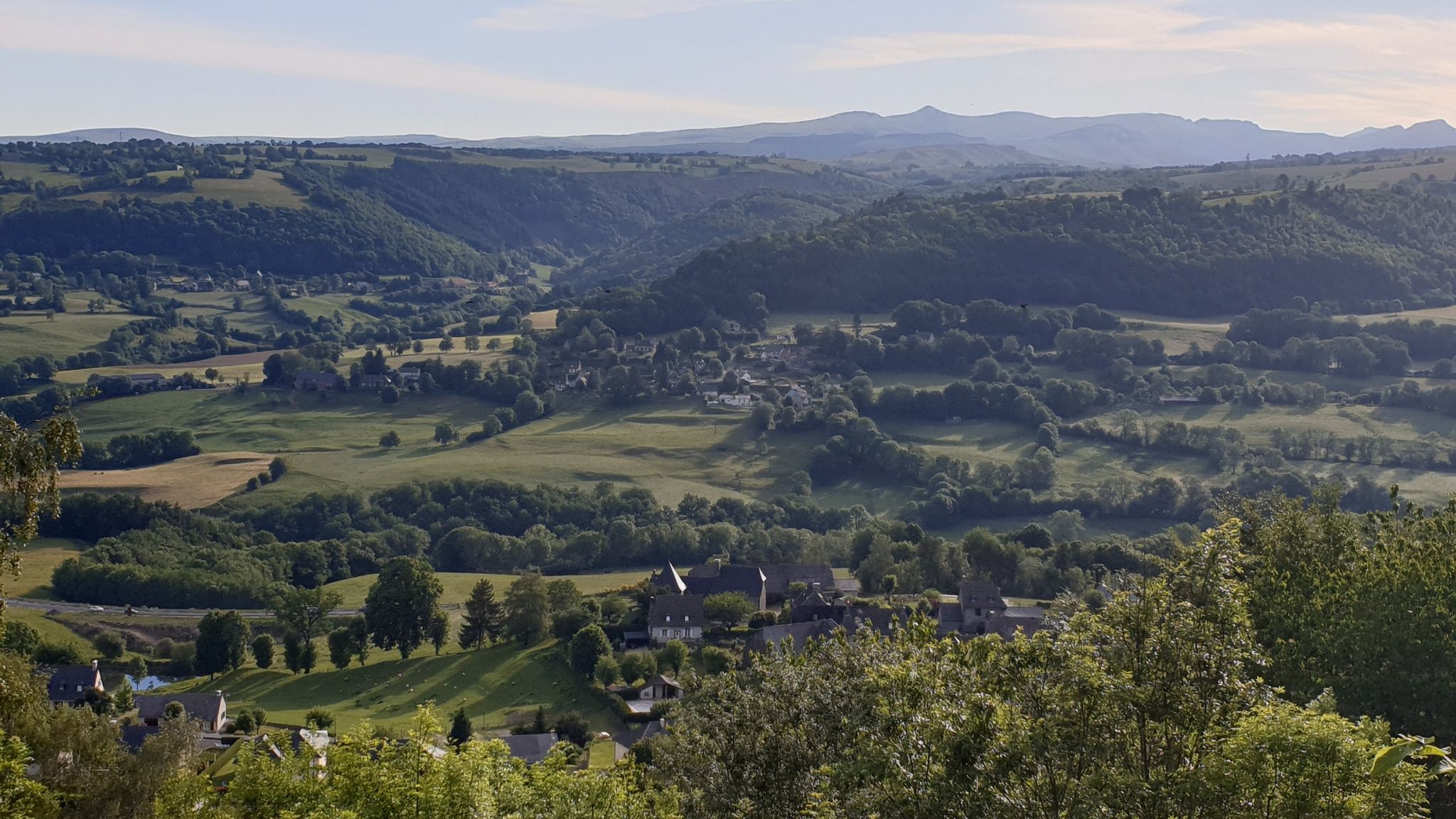 Vue sur les Mts du Cantal