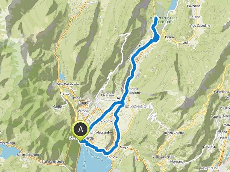 Sarca-Radweg – Blick auf das Castello di Arco Runde von Riva del Garda