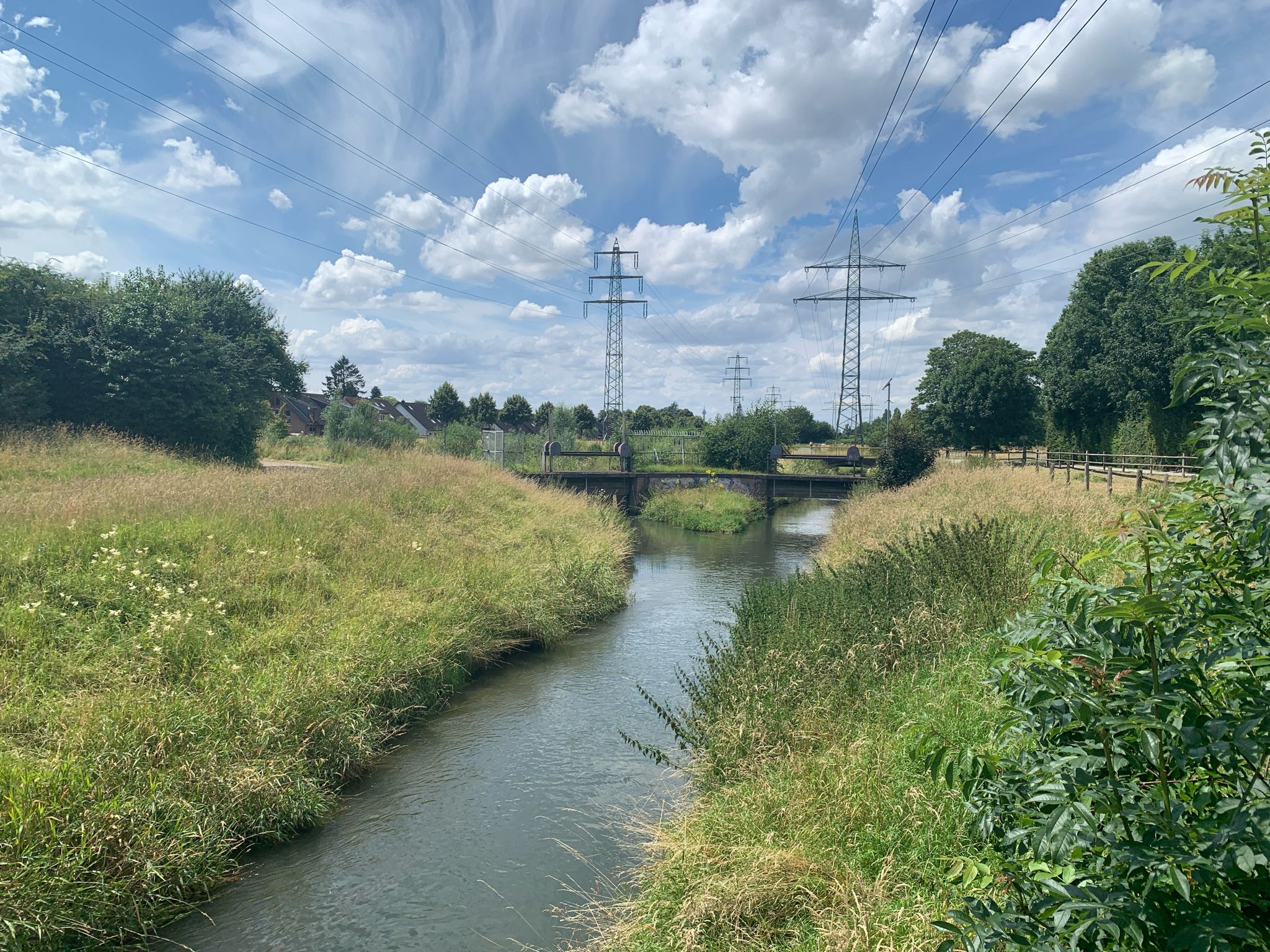 Hier in Gerresheim teilt sich die Düssel in den südlichen- & nördlichen Strang