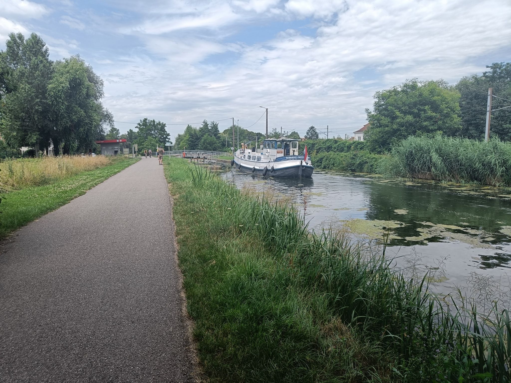 Canal du Rhone au Rhin