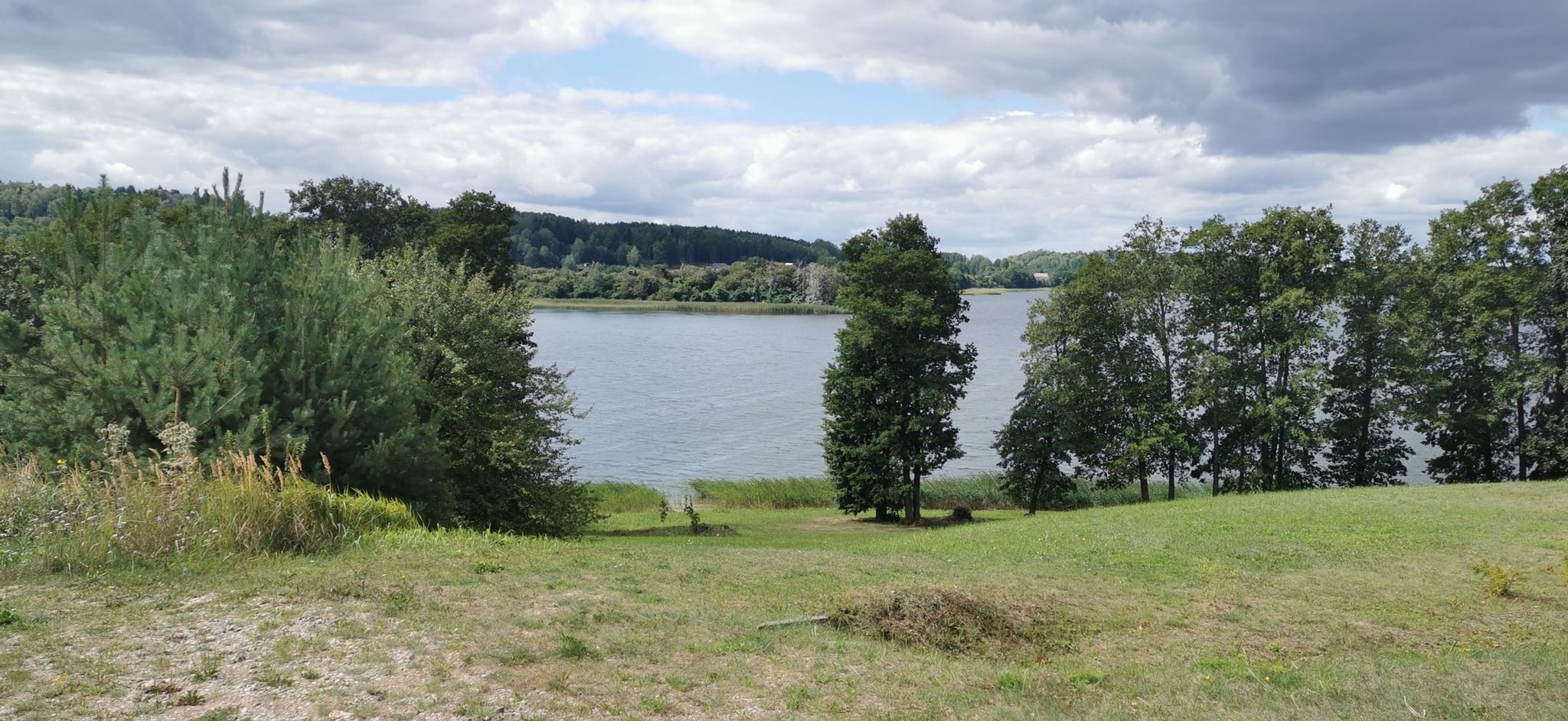 Widok na Jezioro Gaładuś od strony Litwy