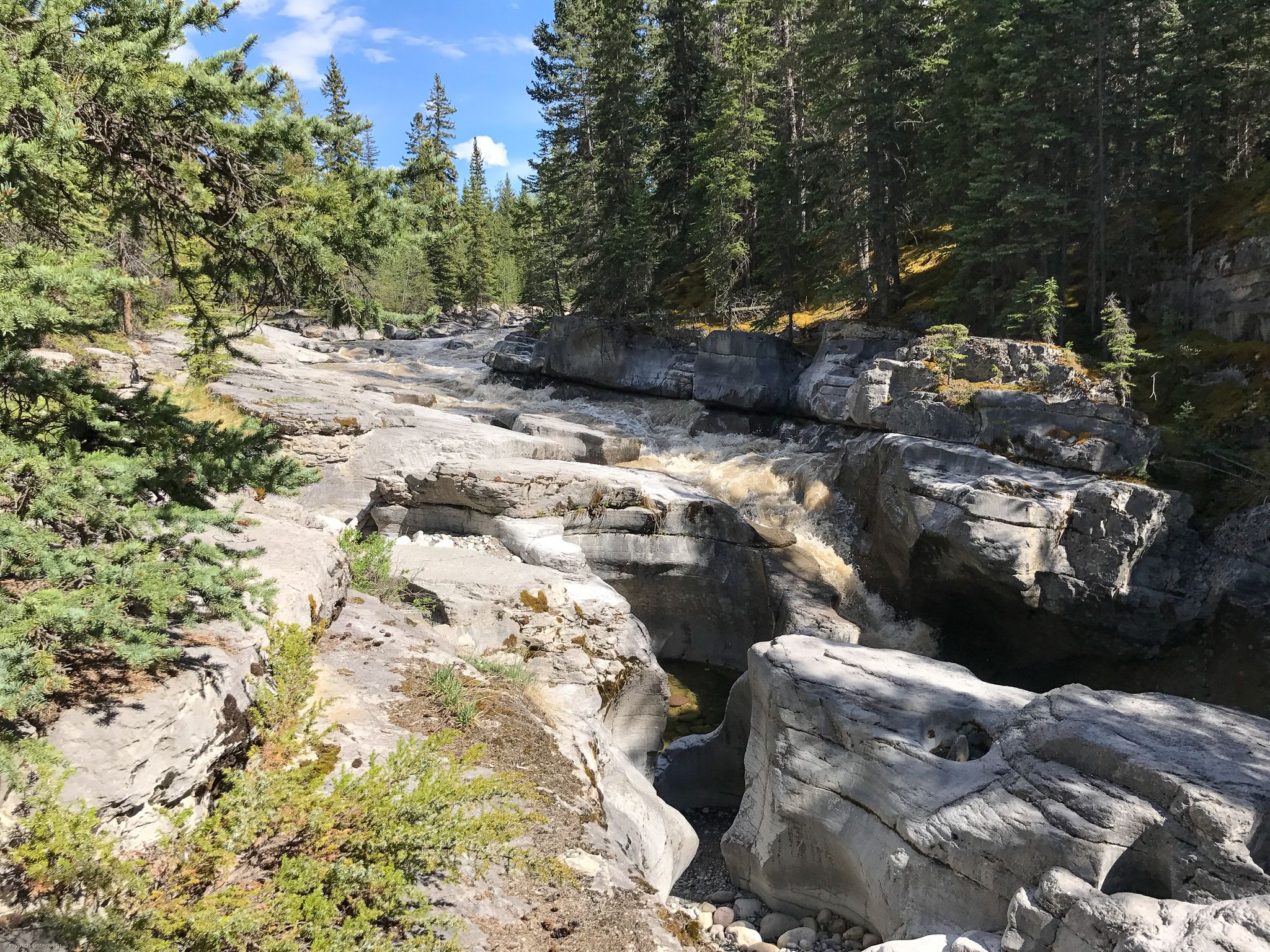 Maligne Canyon