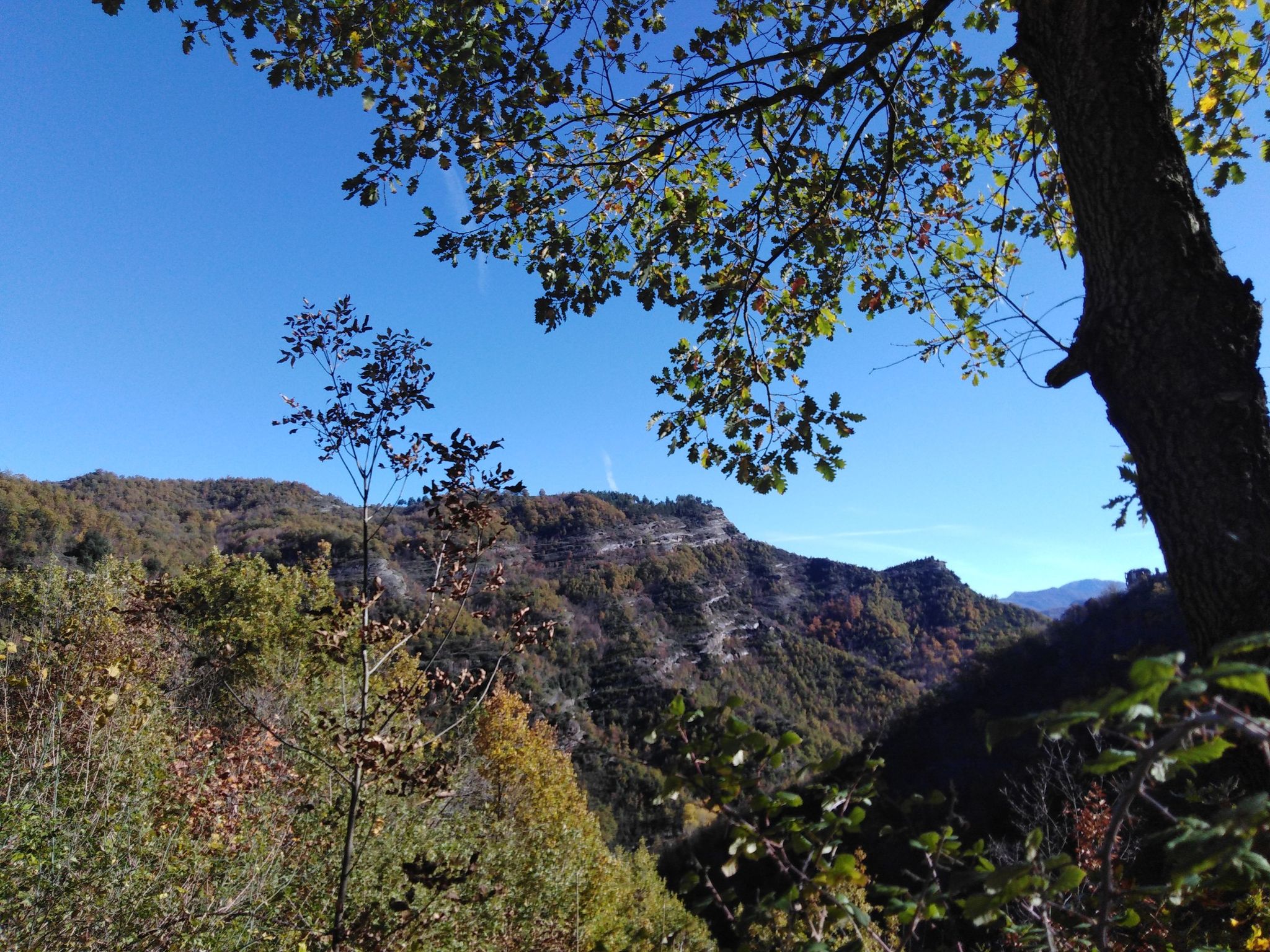 Vista dal sentiero che parte da Tallacano