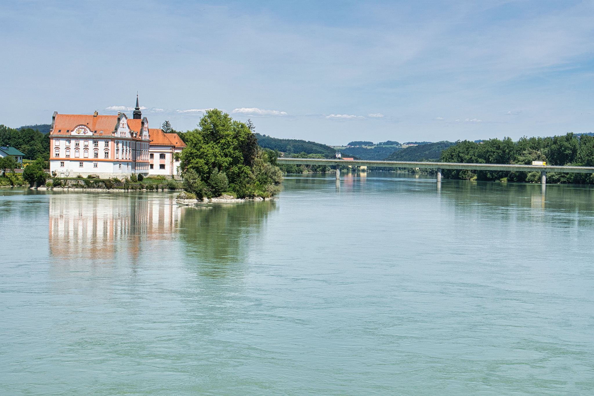 Schloss Neuhaus a. Inn