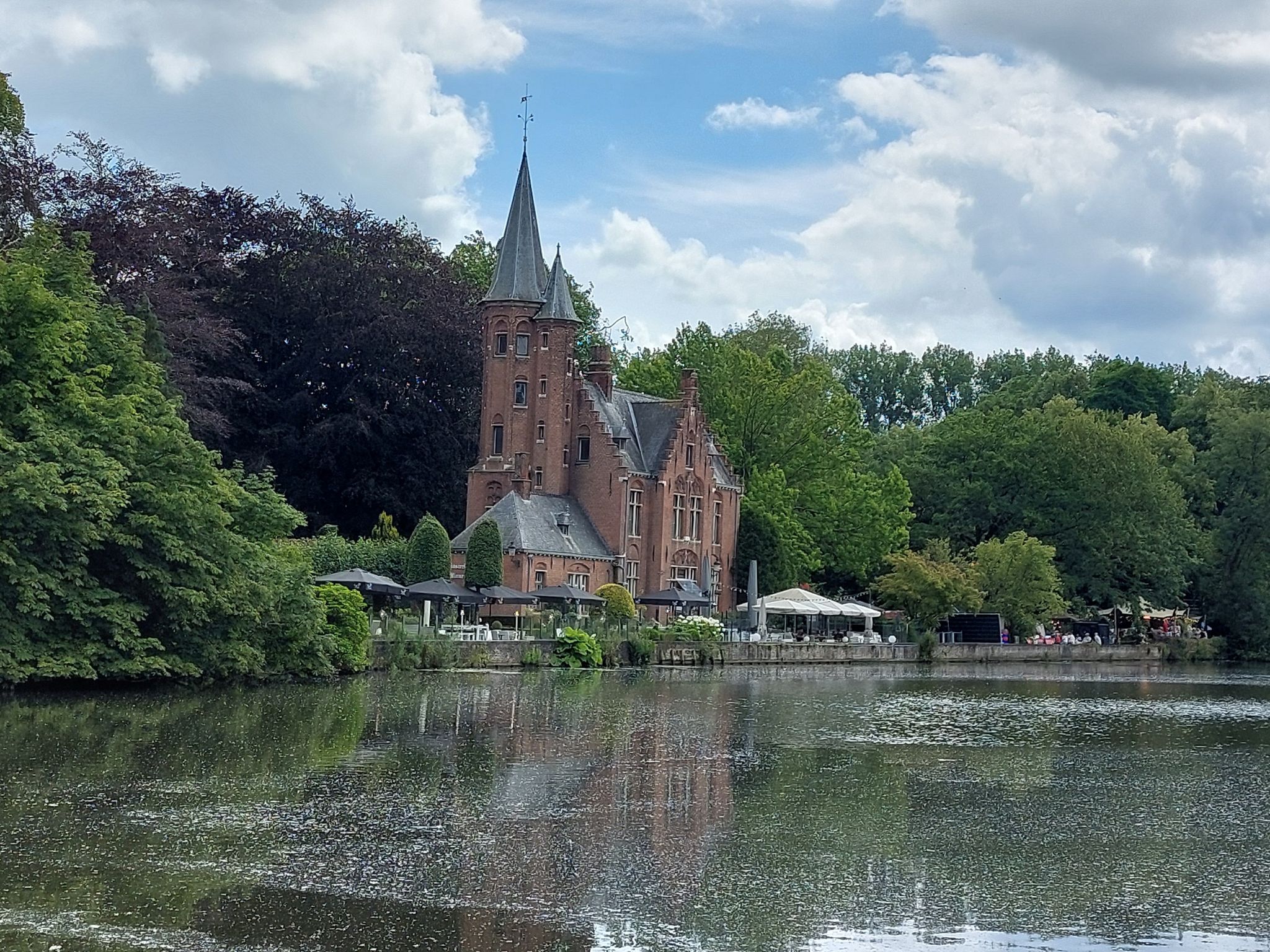 Lago del Amor o parque Minnewater.