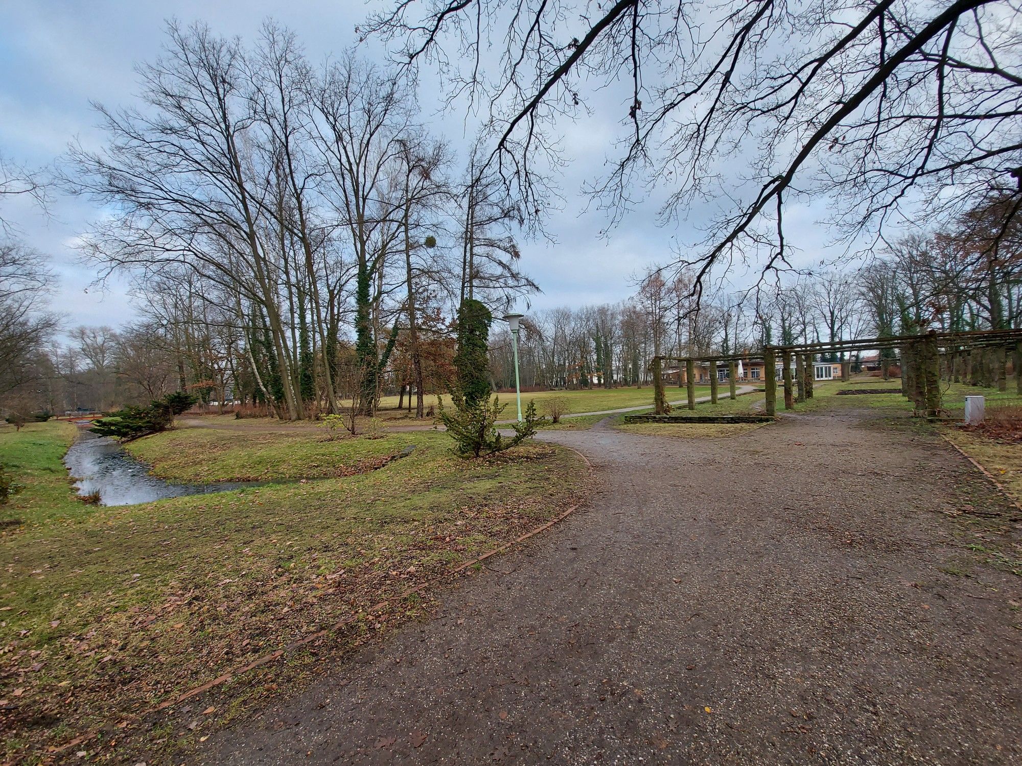 Sadtpark mit Parkcafe