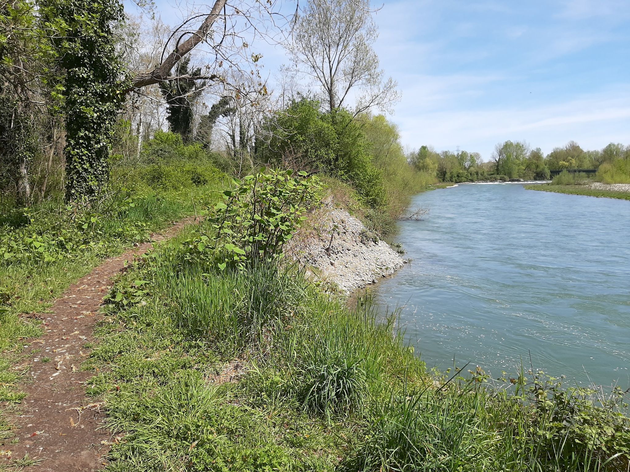Encore une crue et plus de chemin.
