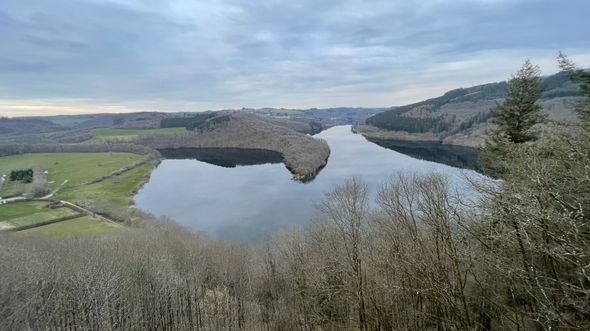 Éislek Pad Insenborn (Umleitung / Deviation) | Wanderung | Komoot