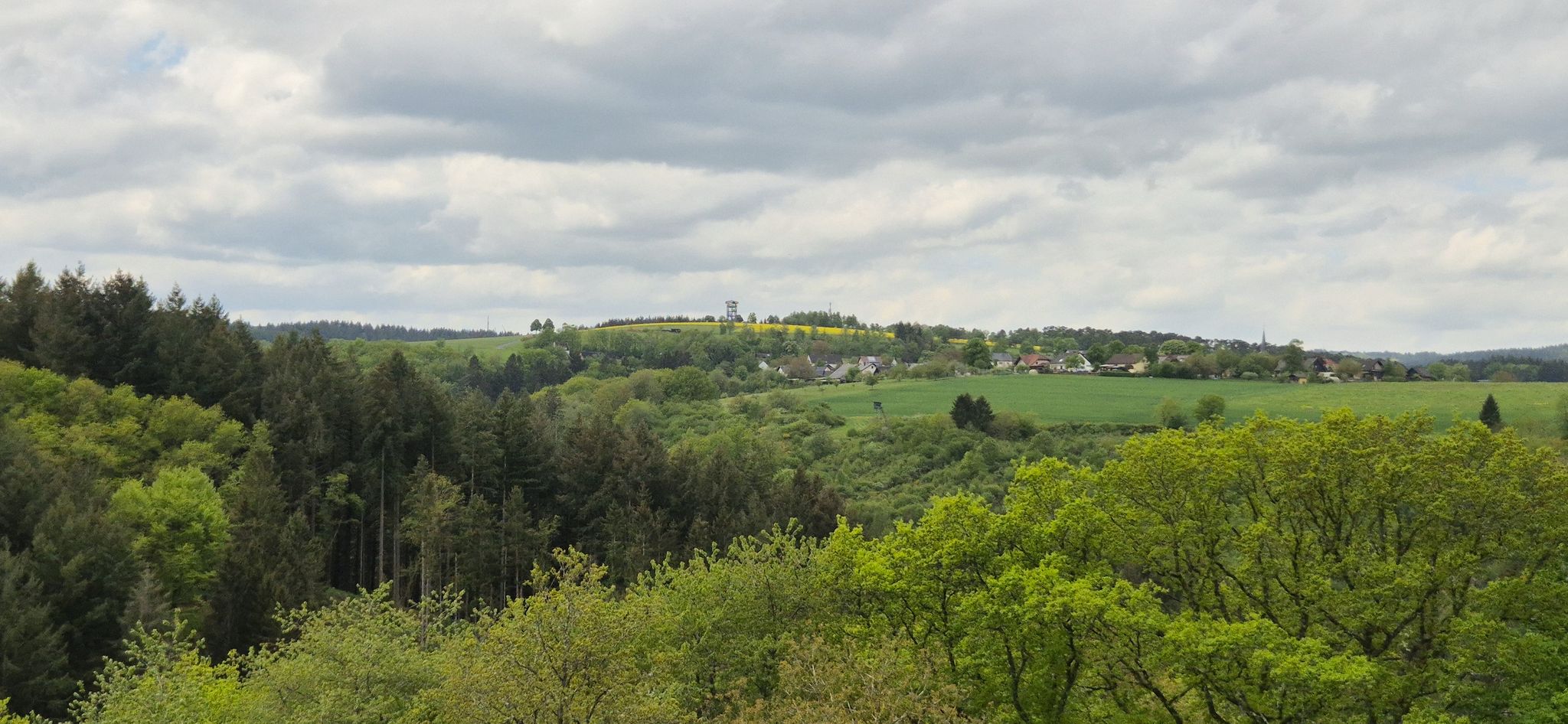 und drüben auf dem nächsten Berg liegt Rascheid