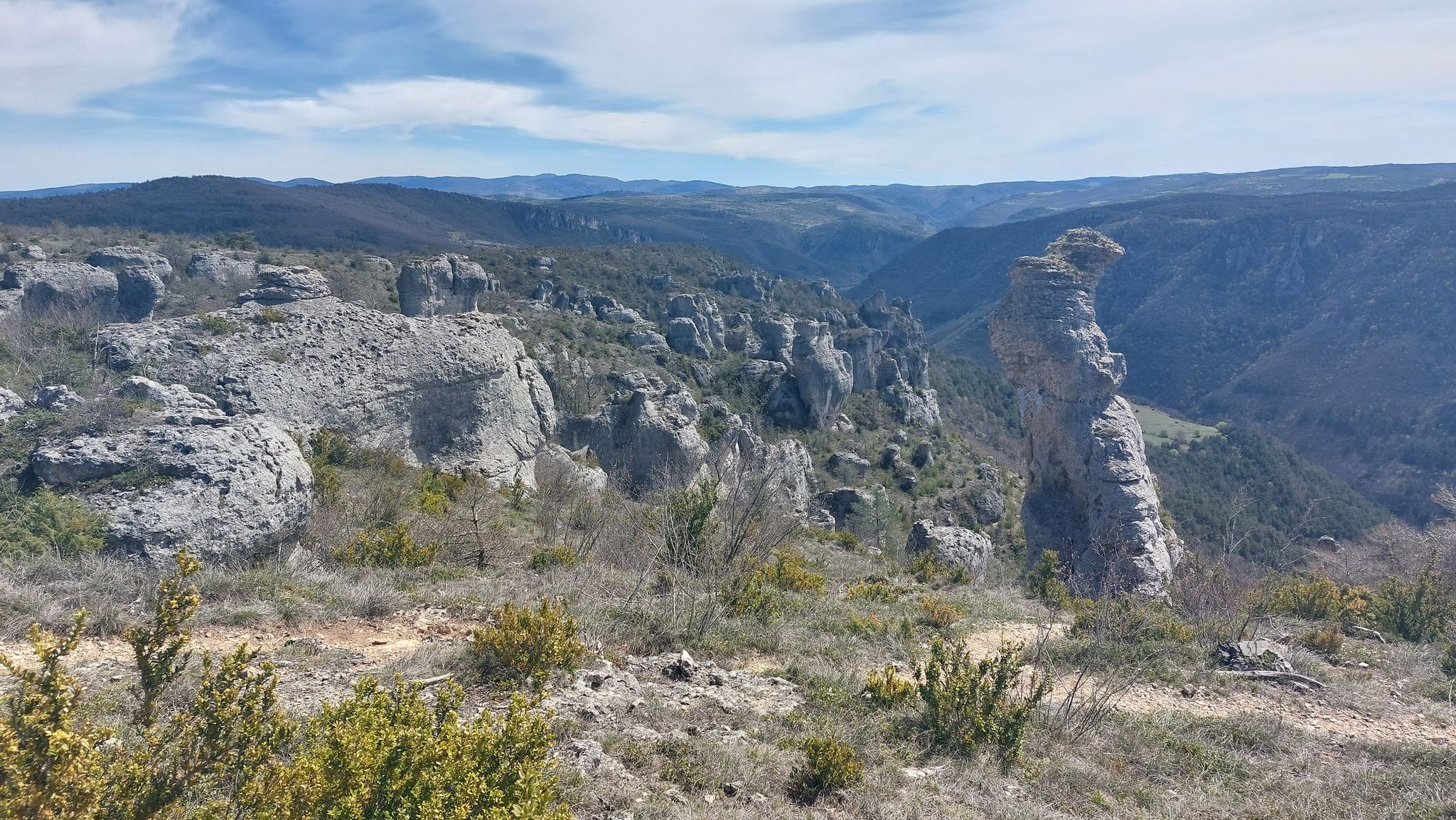 Corniches du Rajol – boucle au départ de la Roque-Sainte-Marguerite ...