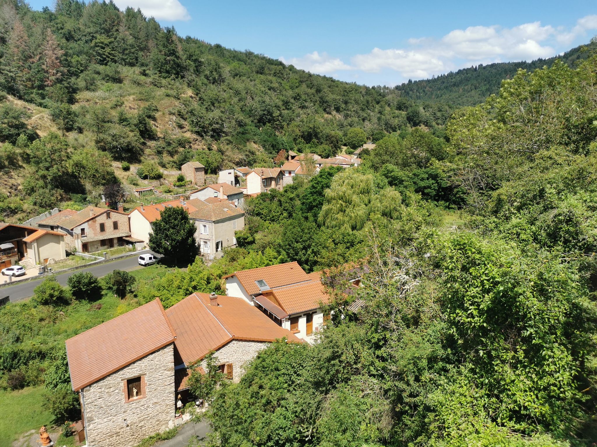 Auzon