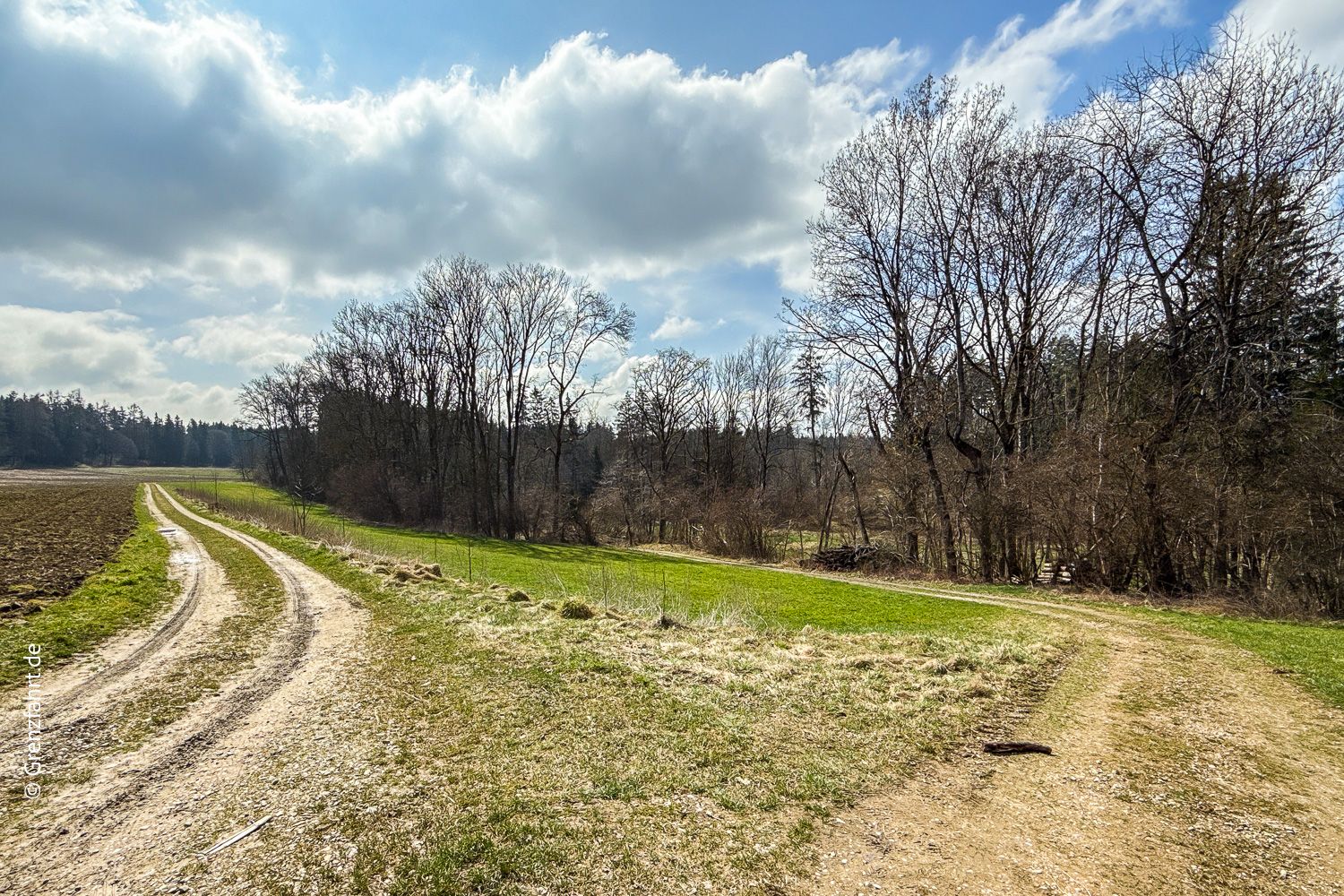 Abfahrt ins Kaltenbachtal