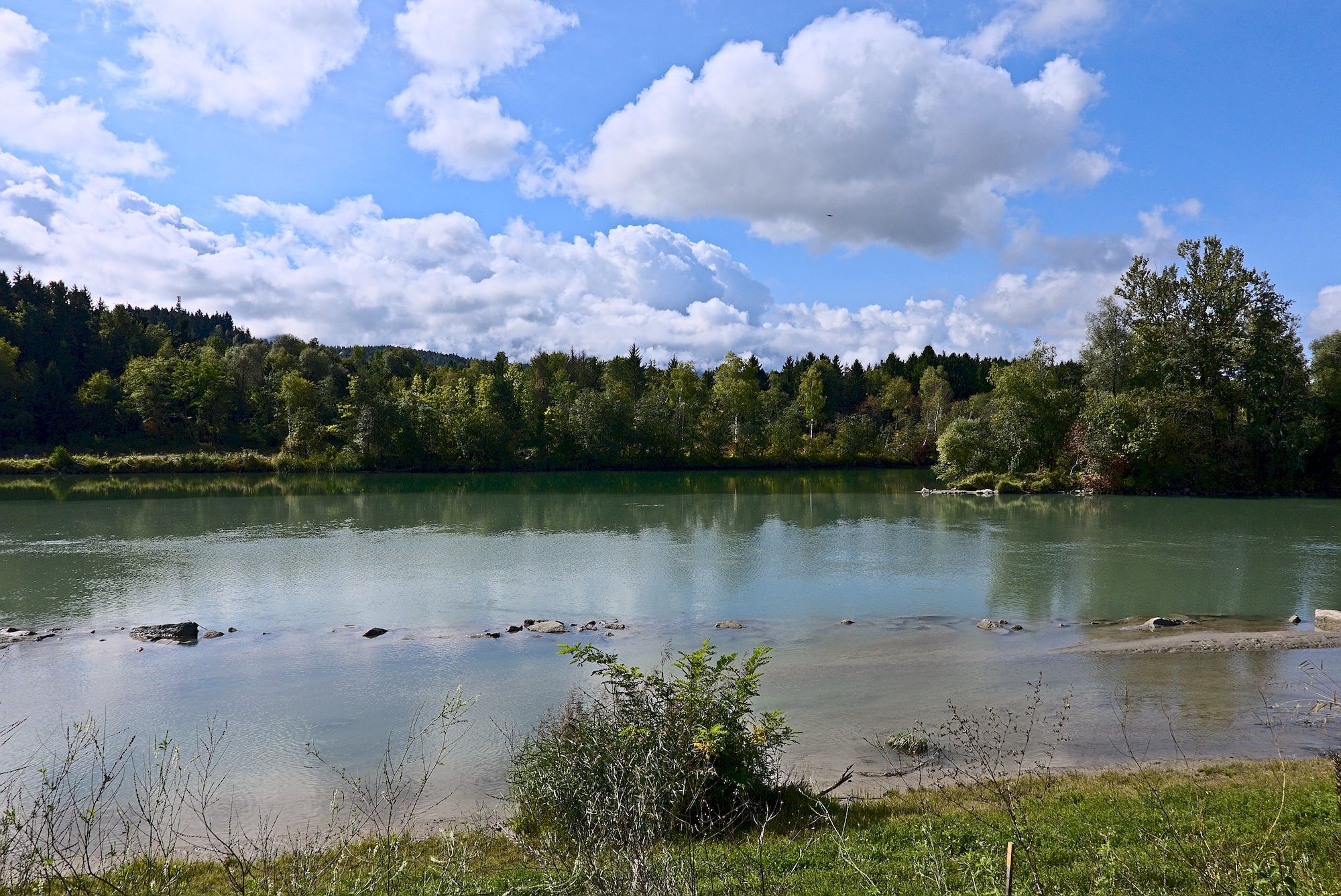 Kurze Fahrt an der Drau
