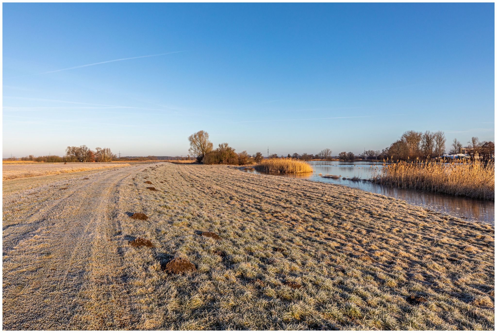Deichweg an der Havel hinter Kützkow
