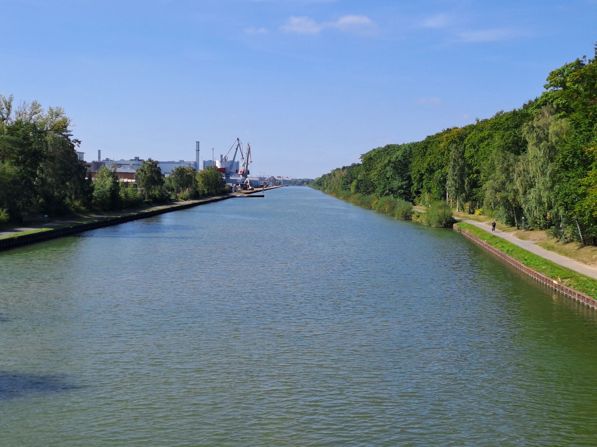 Mittellandkanal mit Nordhafen
