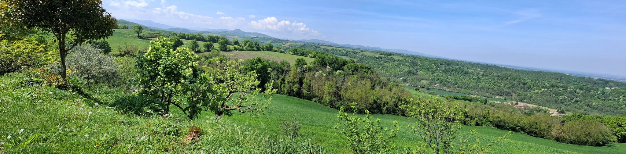 Salendo verso Castellotto.