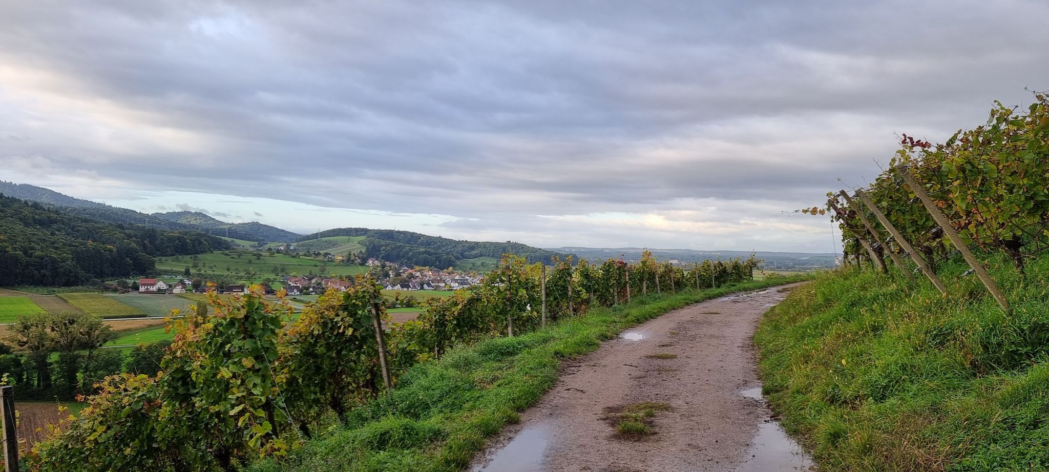 In der Gegenrichtung kommt das nächste Nass angerauscht