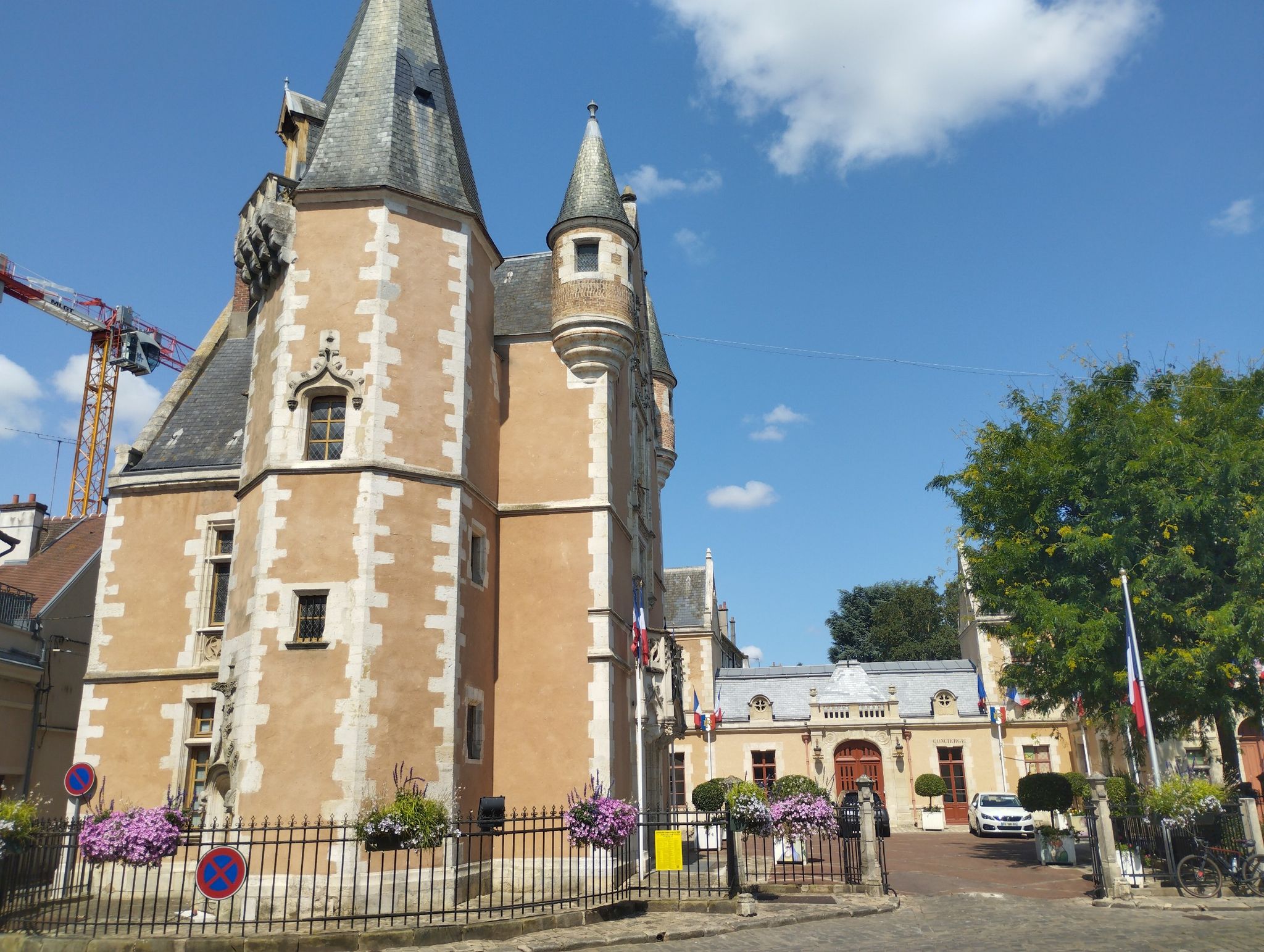Etampes mairie