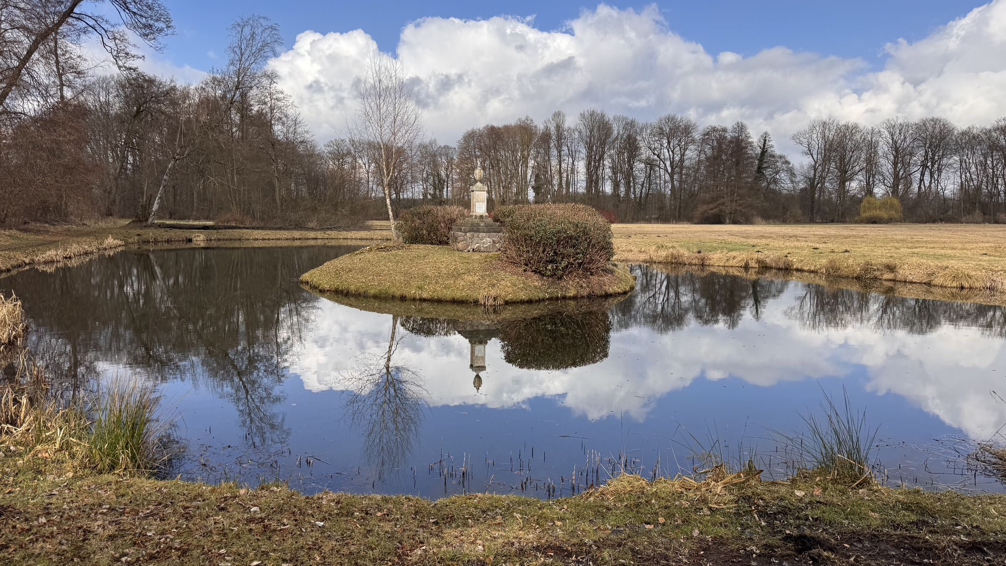 Blick auf die Louiseninsel