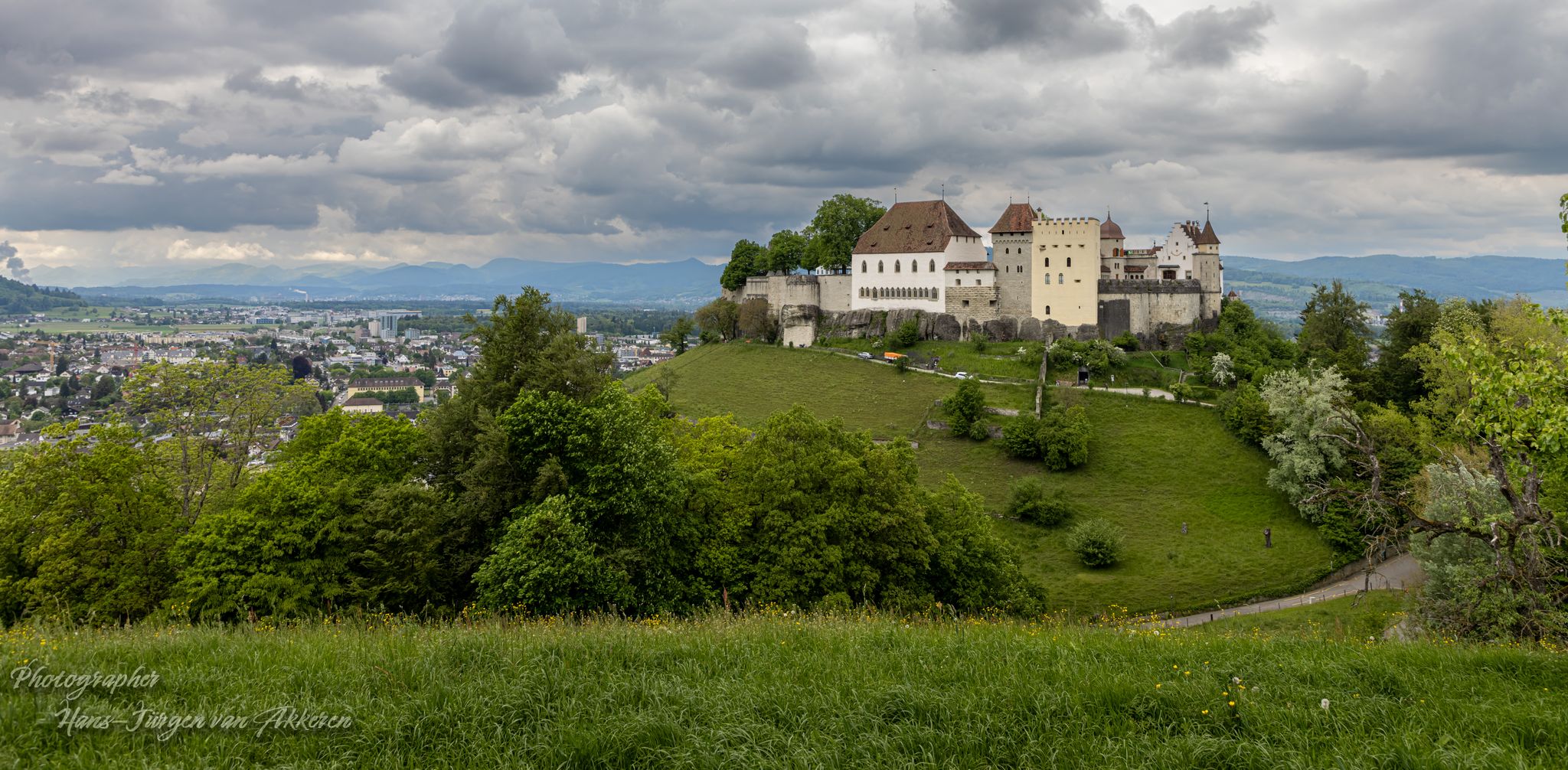 Schloss Lenzenberg (CH)
