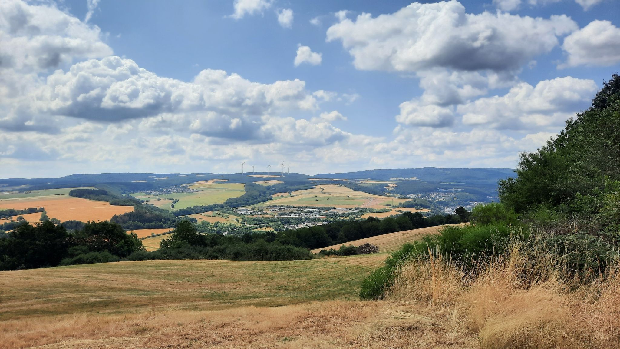 Ausblick in das Nahetal und Fischbach-Weierbach