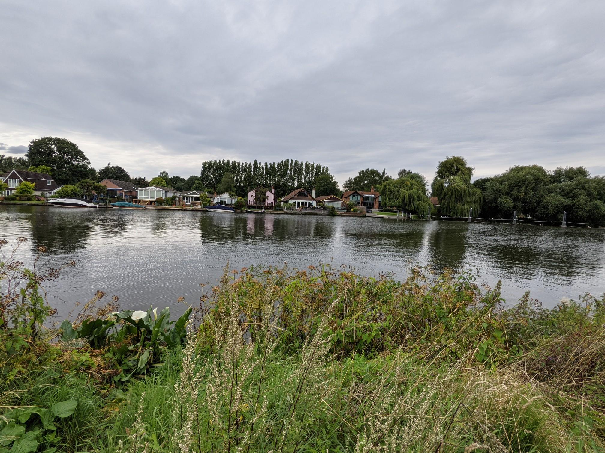 Cosas que hacer cerca de Queen Elizabeth II Reservoir