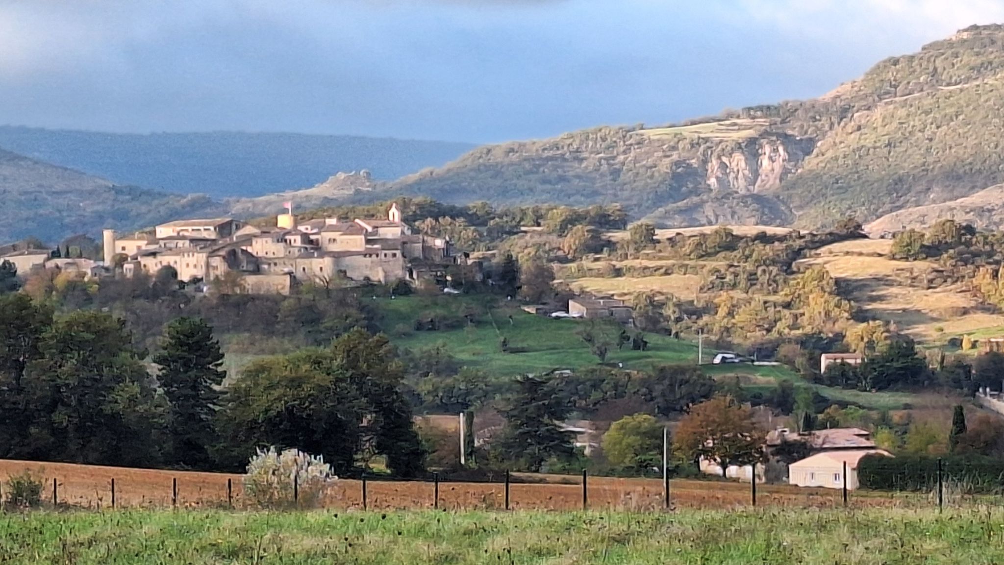 Vue sur St-Vincent-de-Barrès