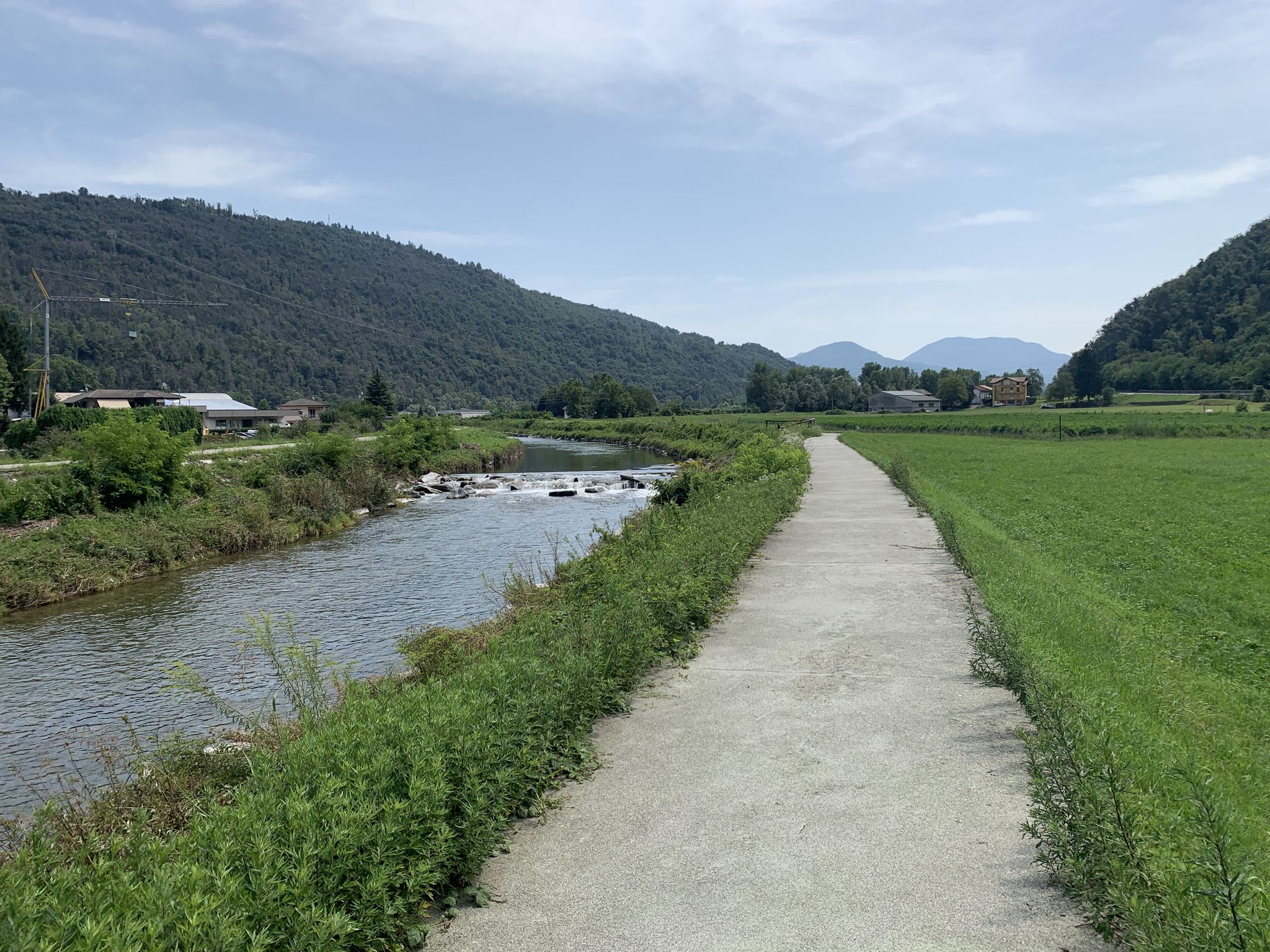 Dem Fiume Margorobbia entlang