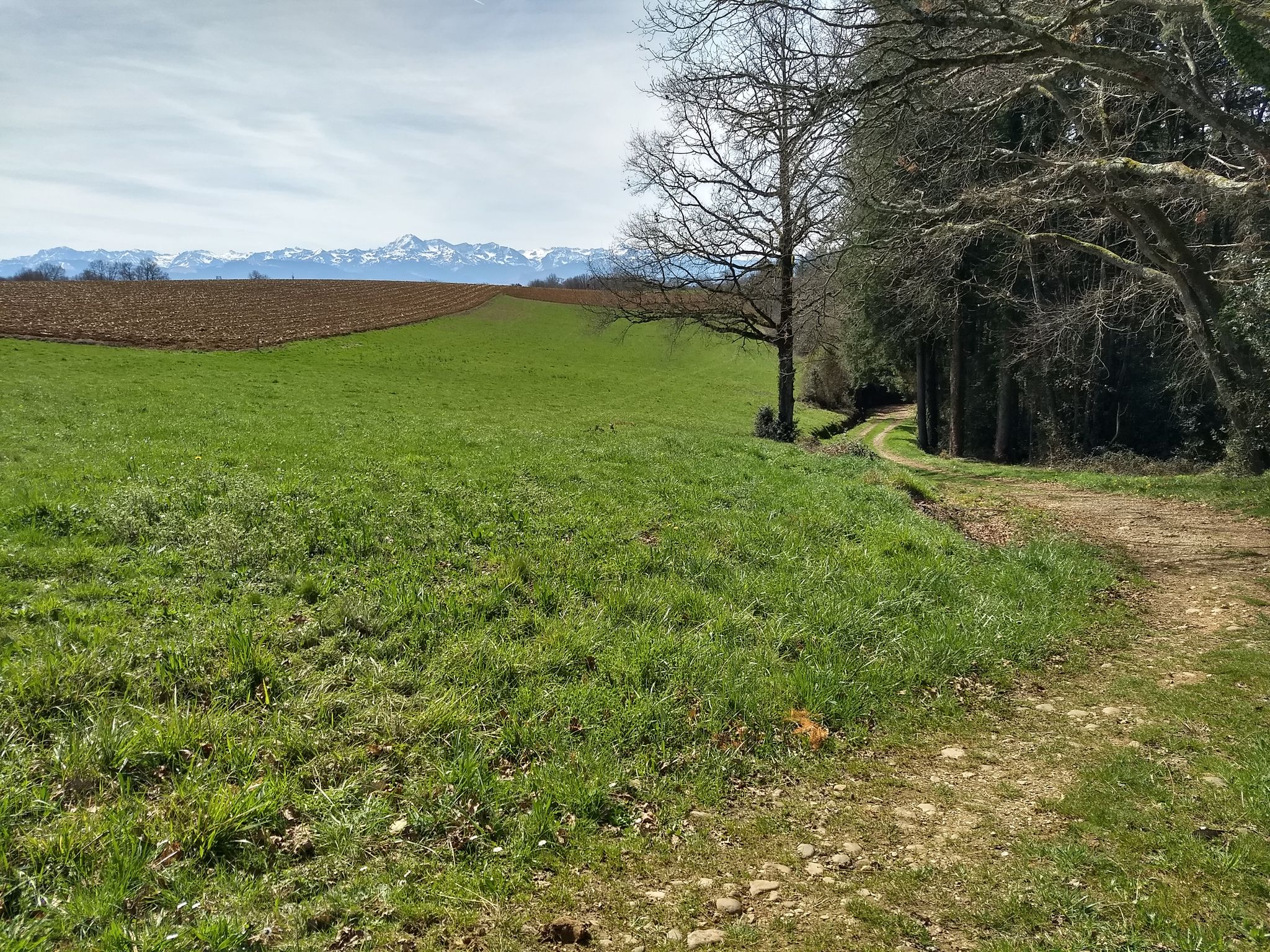 Descente vers la Chella.