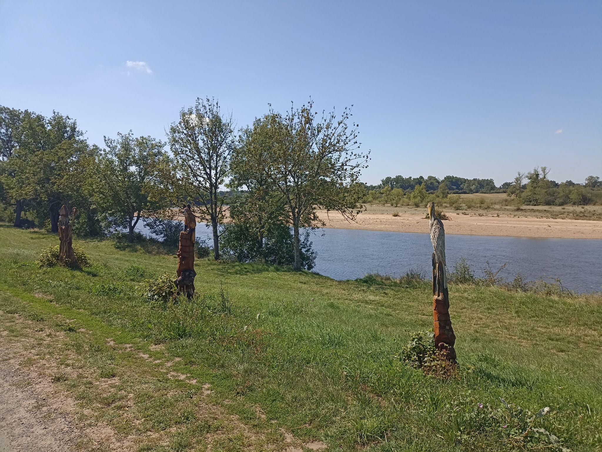 Statues en bord de Loire
