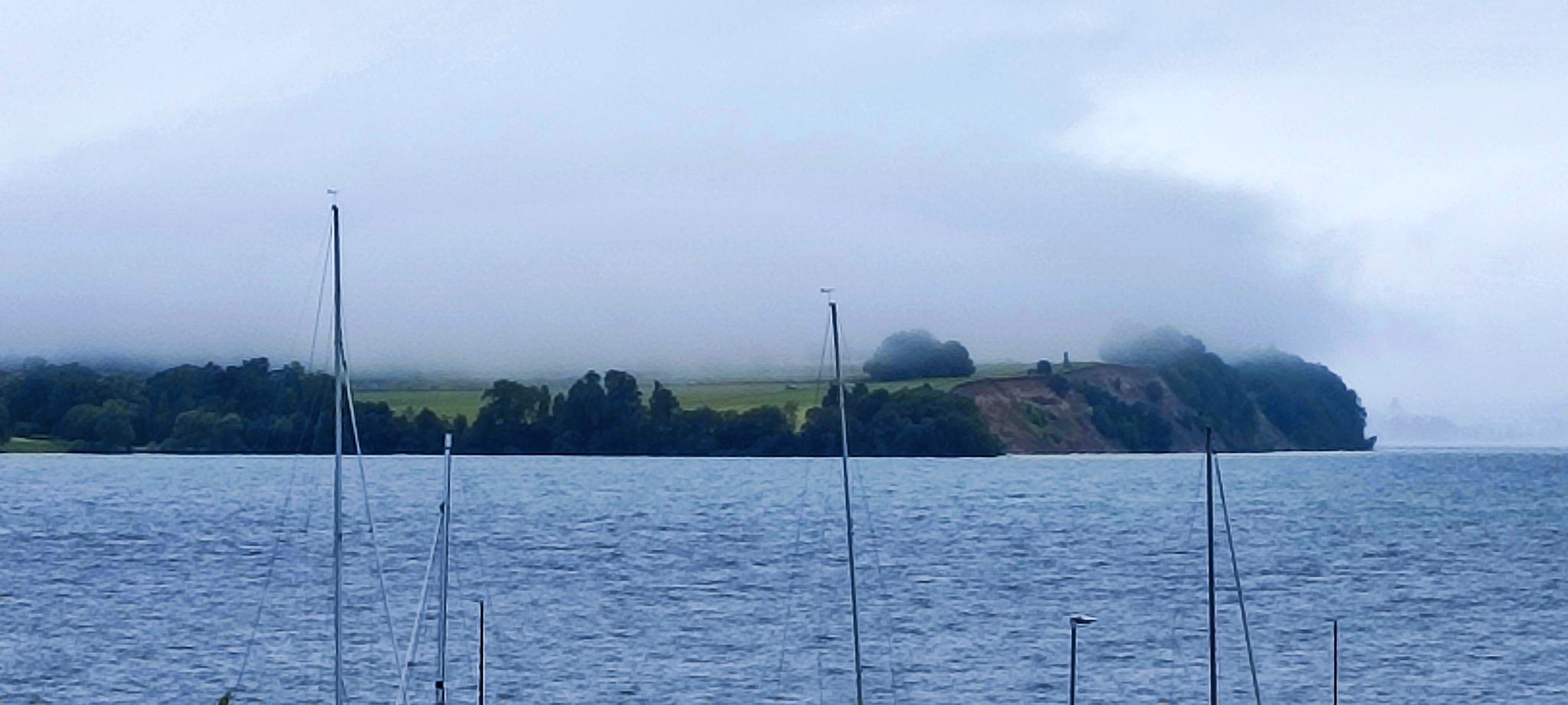 Der Vättersee bei Jönköping, hier hat uns eine Regenzone erwischt