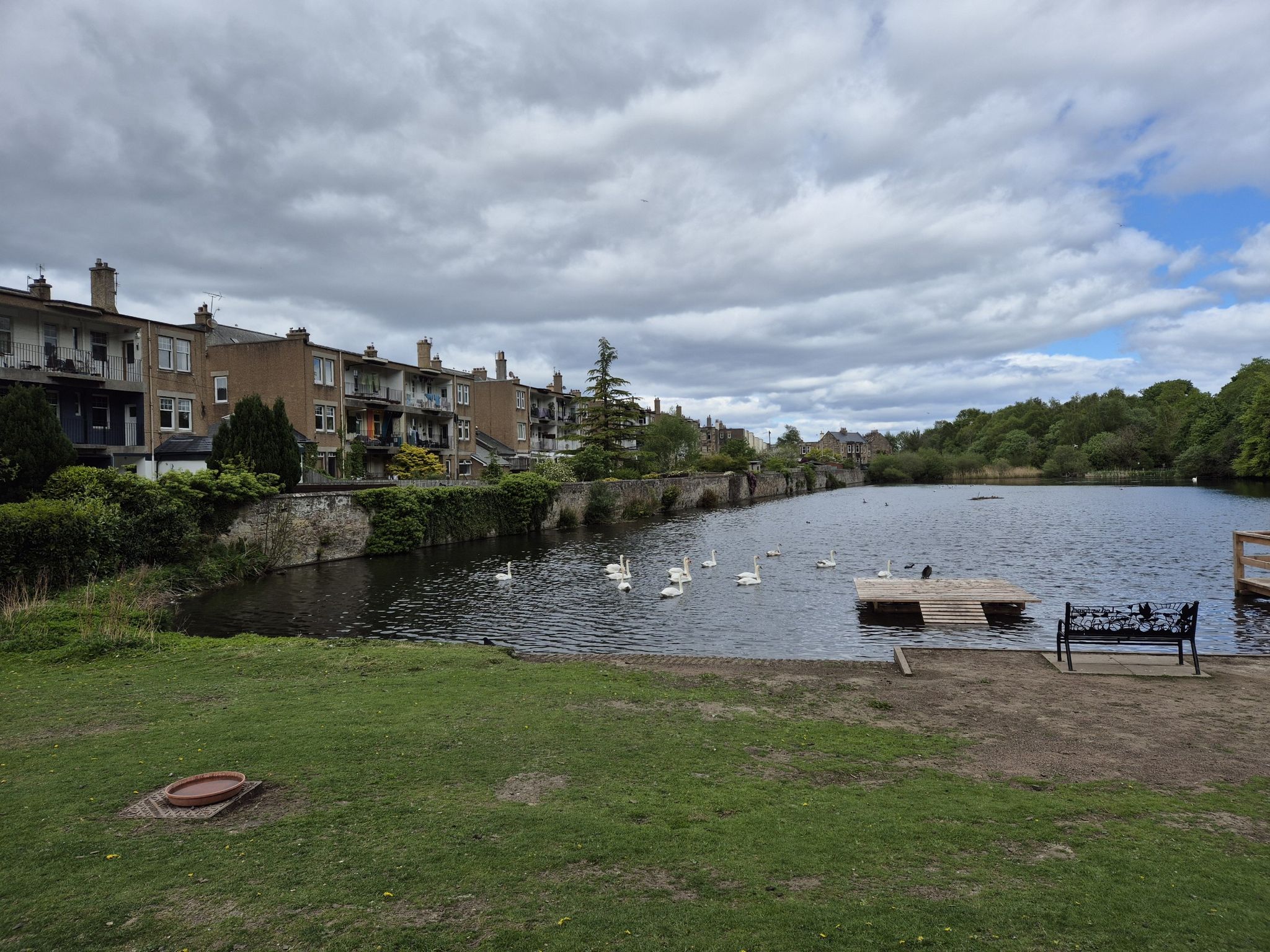 craiglockhart pond