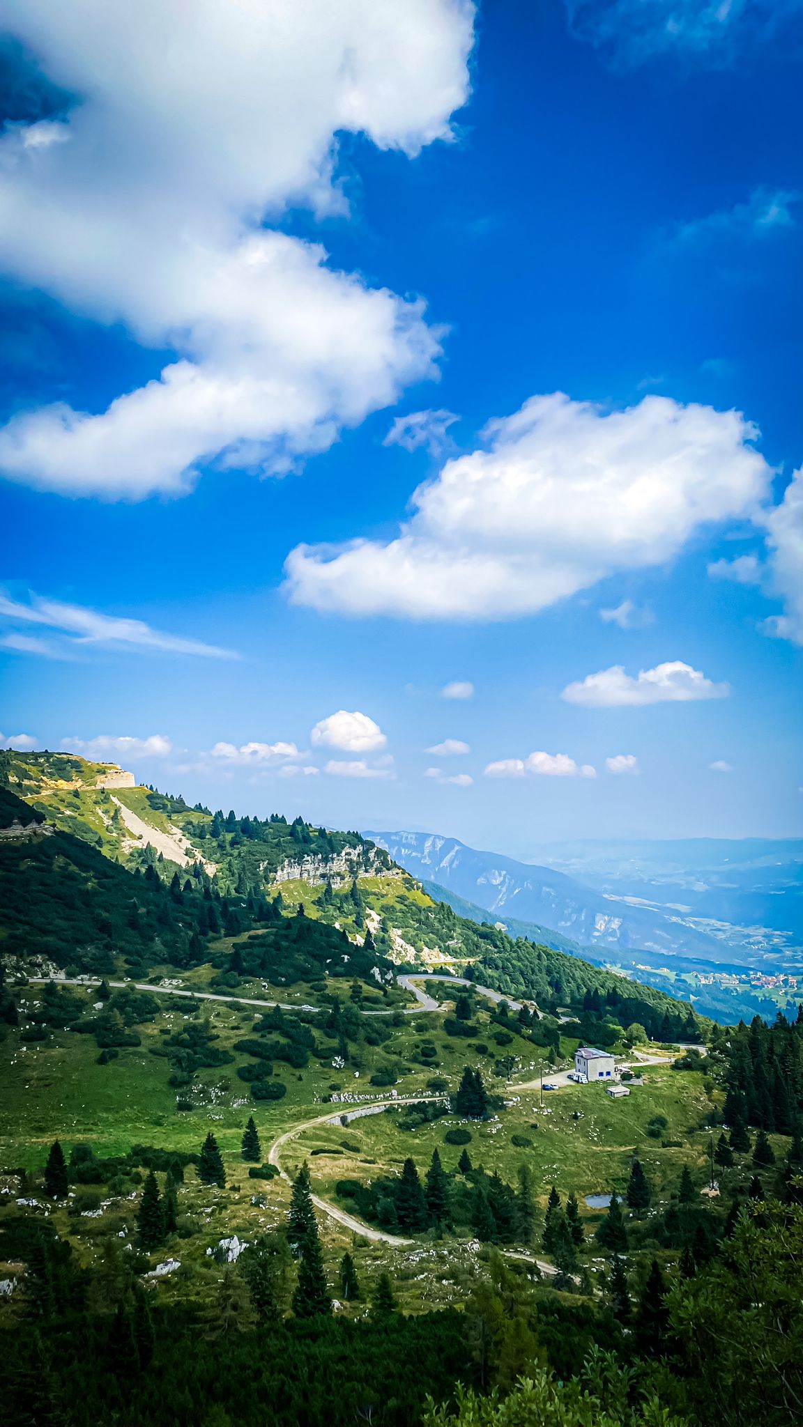 Da Forni di Valdastico a Tonezza del Cimone (Percorsi 555 e 557 ...