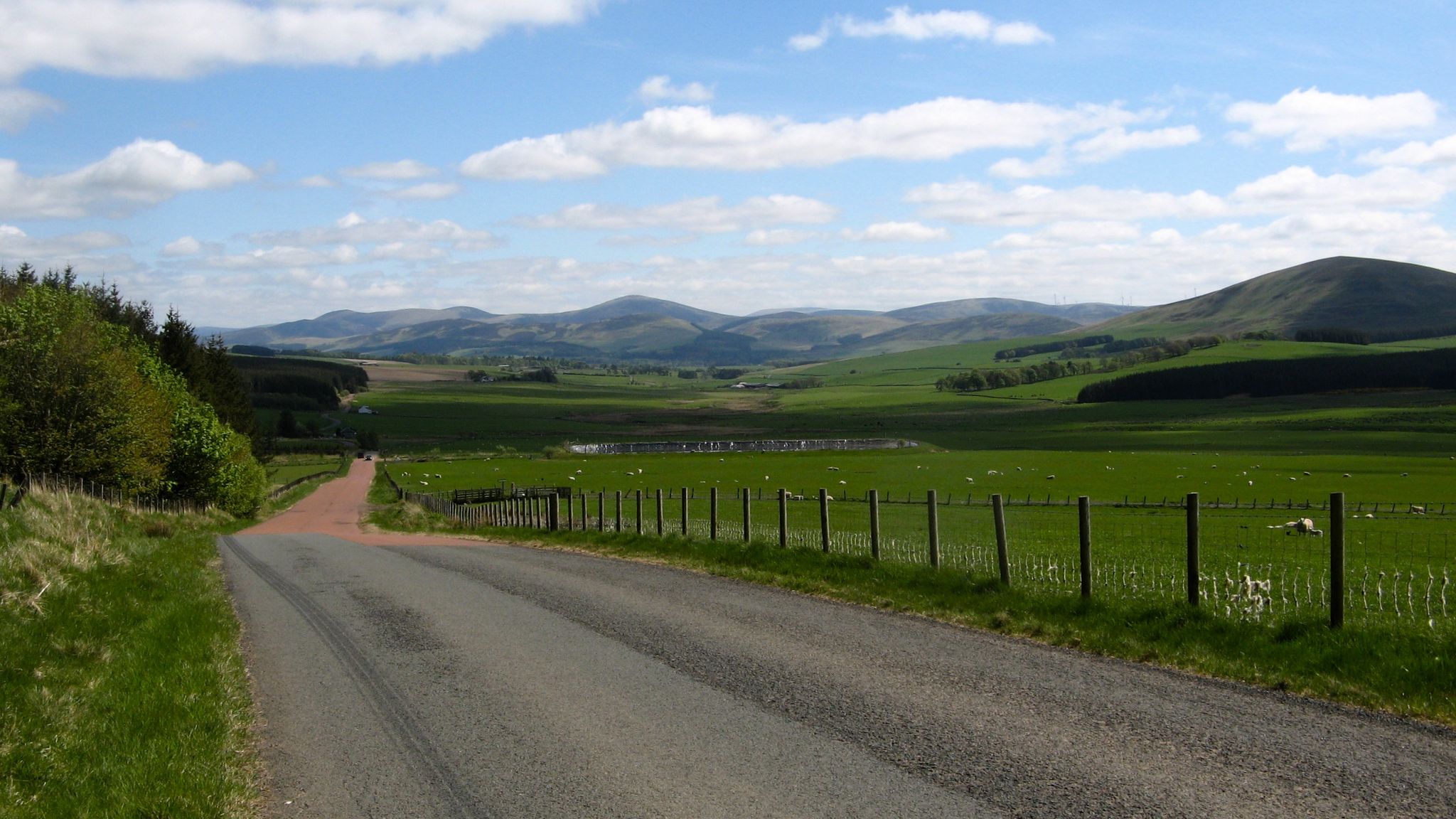 Road to Wiston.