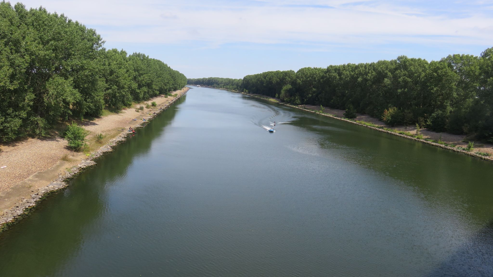 Hornerbrug: AnglerInnen am Lateraalkanaal Linne Buggenum