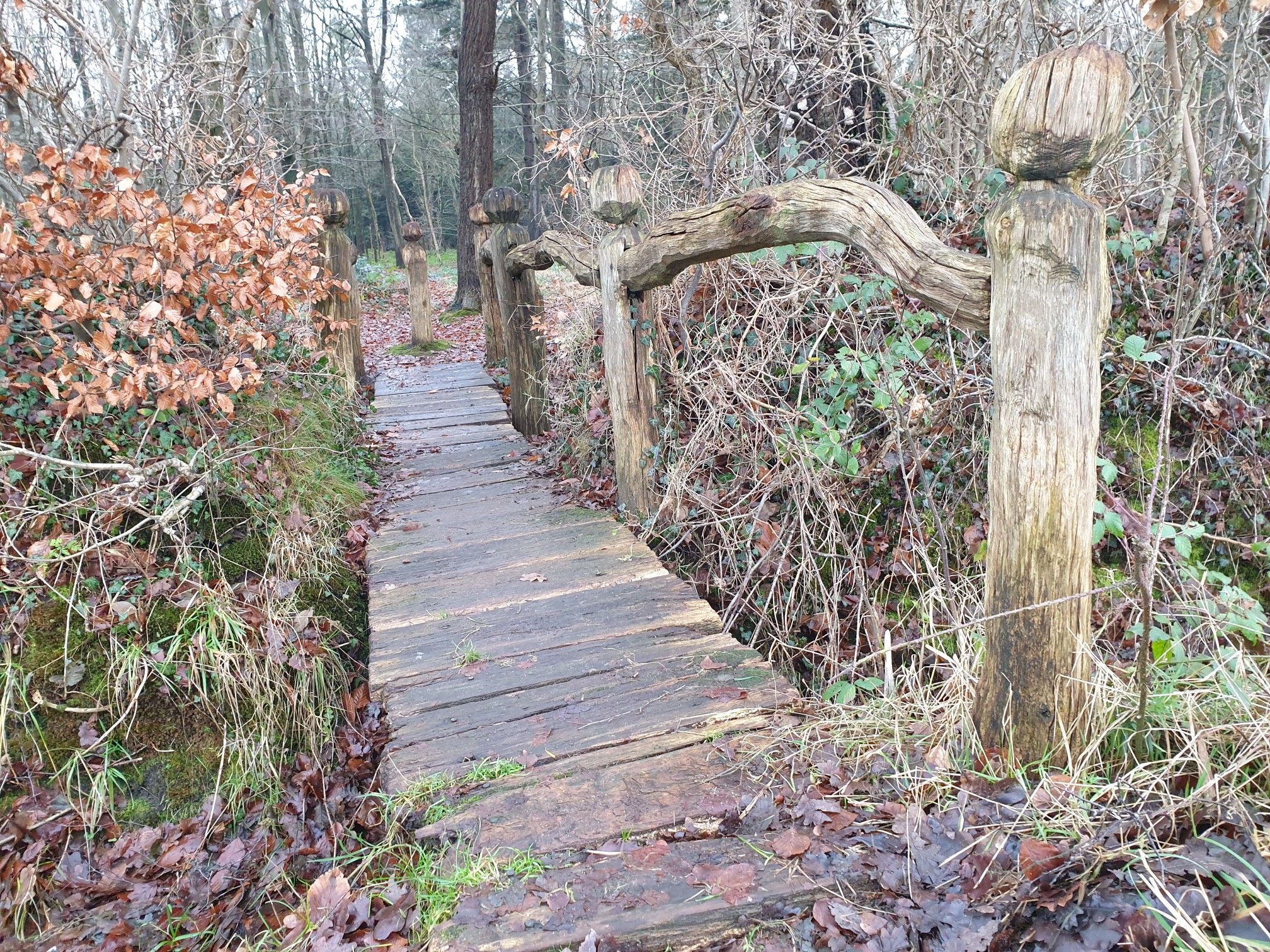 Die "märchenhafte Brücke" ... leider verfällt sie langsam