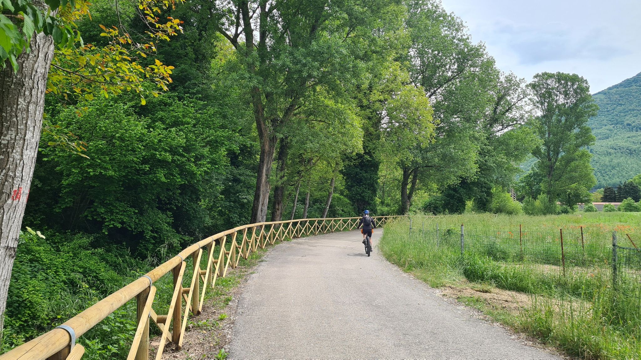 Nuove piste ciclabili lungo il fiume Chienti